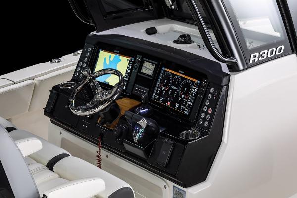 Manufacturer Provided Image: 2025 Robalo R300 Center Console dashboard with advanced navigation and control systems.