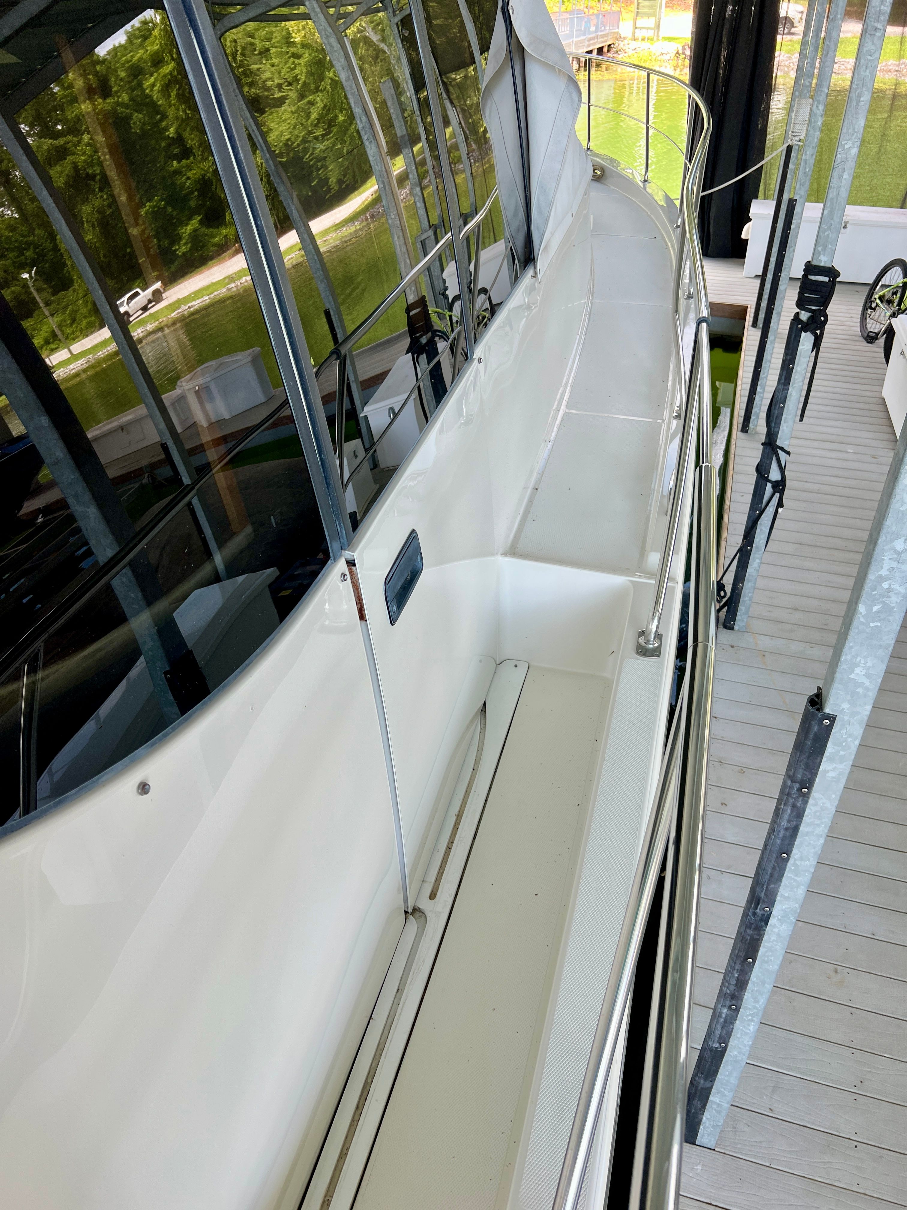 2005 Carver 560 Voyager Sky - 62