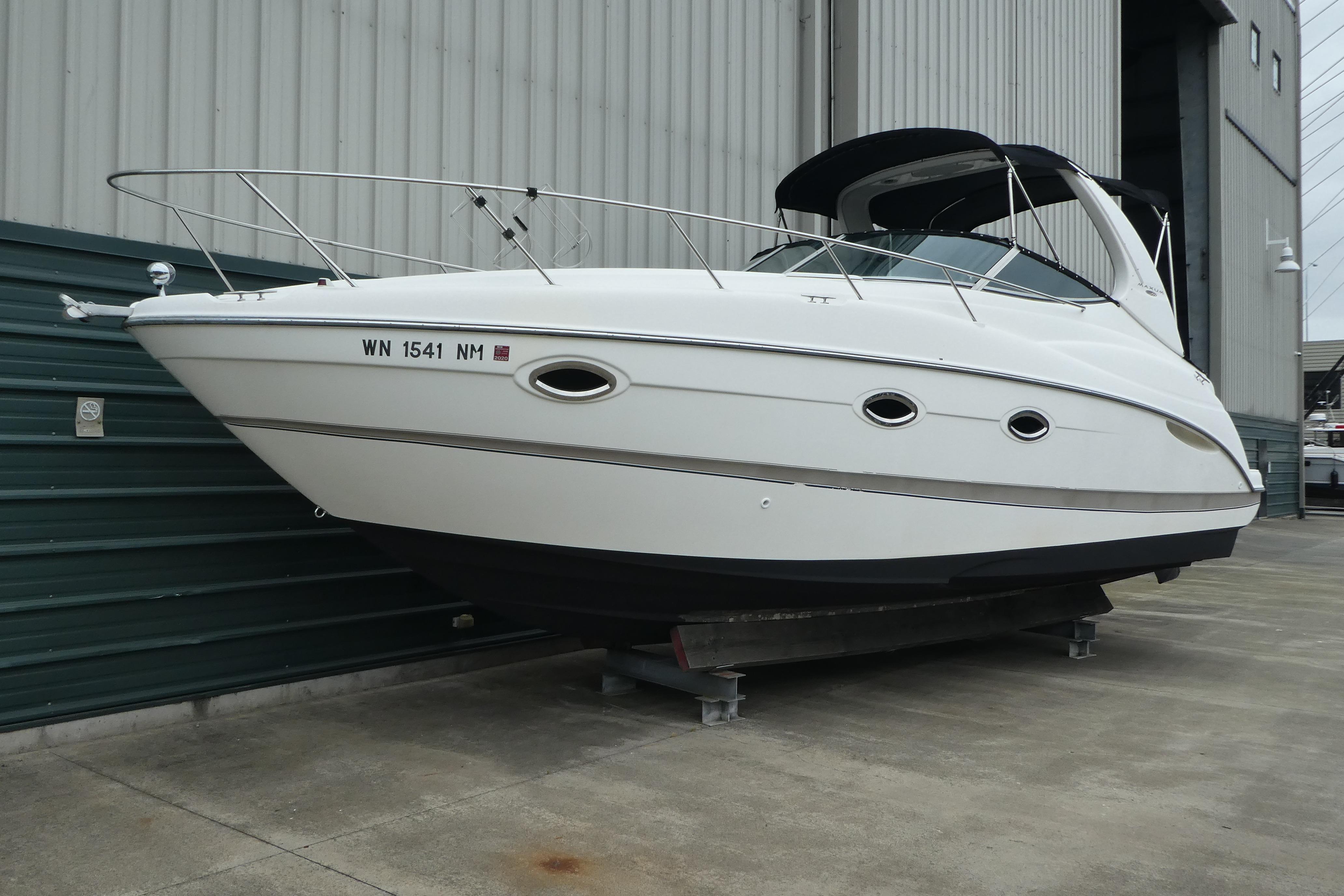 2002 Maxum 3100 SCR