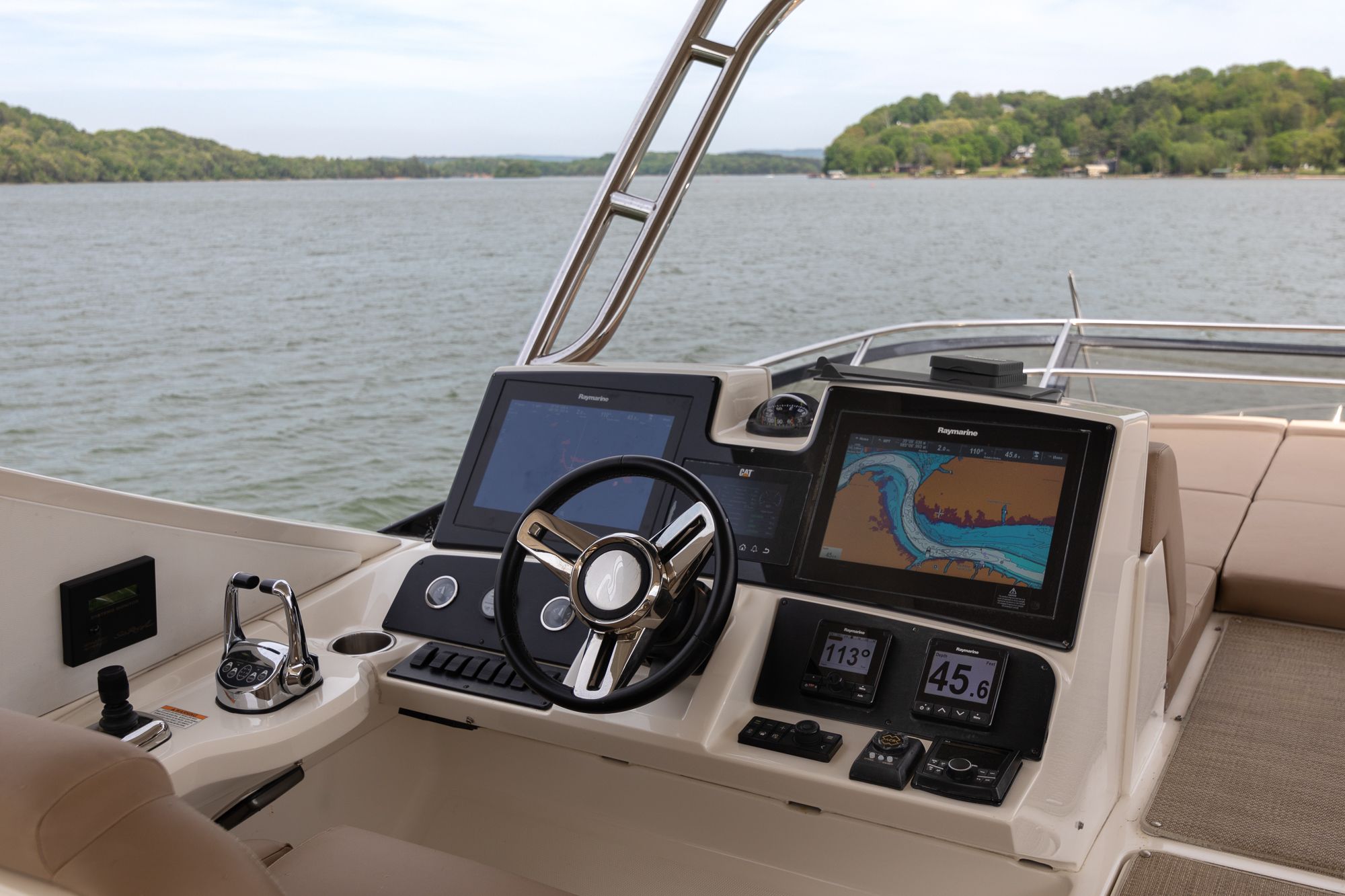 2018 Sea Ray L 650 FLY - 36