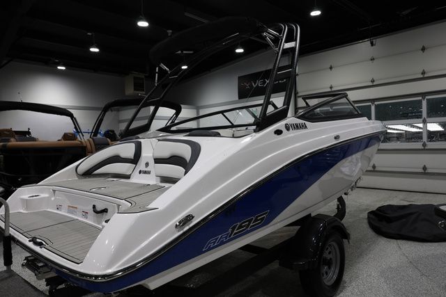 2026 Yamaha Boats AR 195 BOTH COLORS AVAILABLE - 6