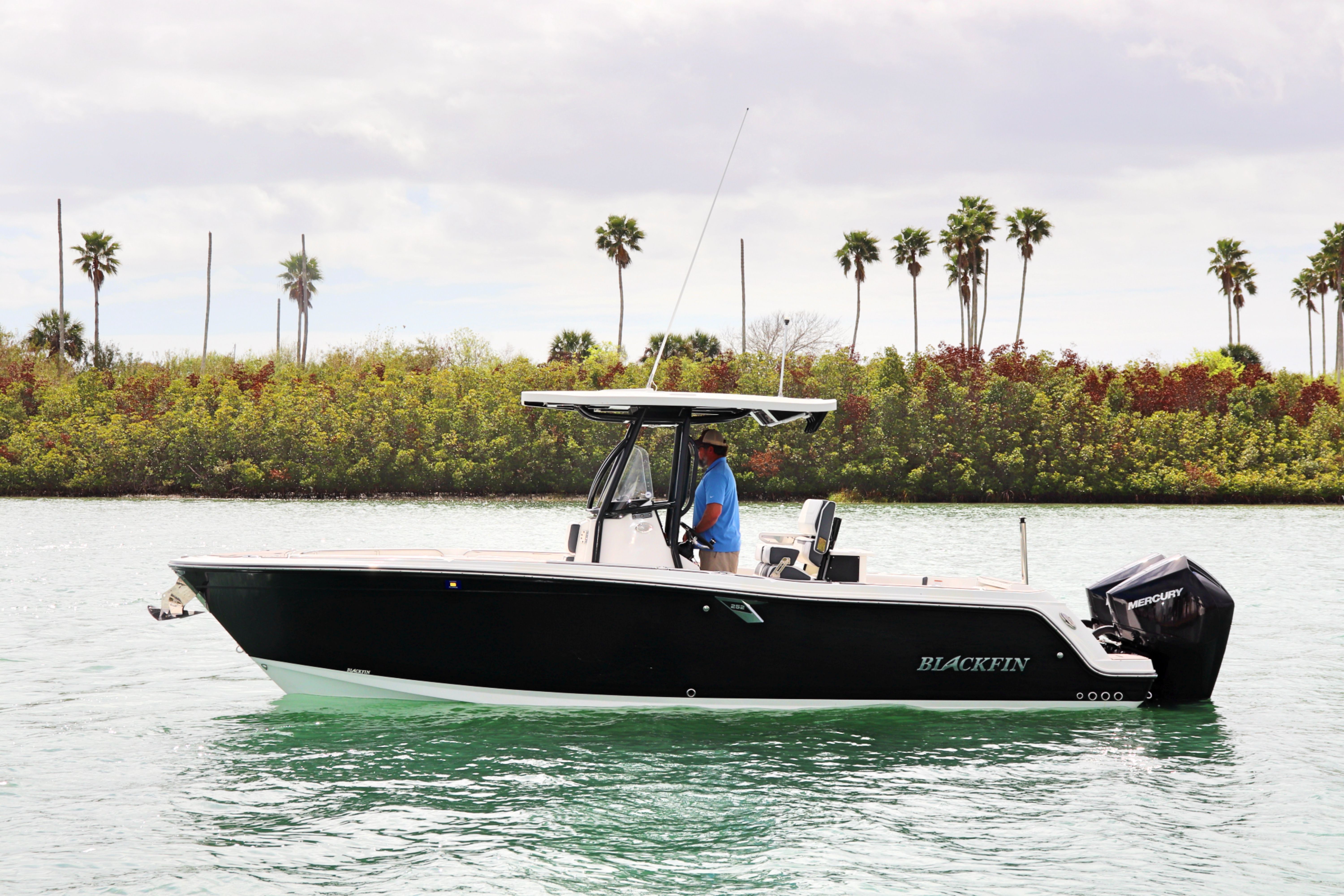 2022 Blackfin 252 CC - 6