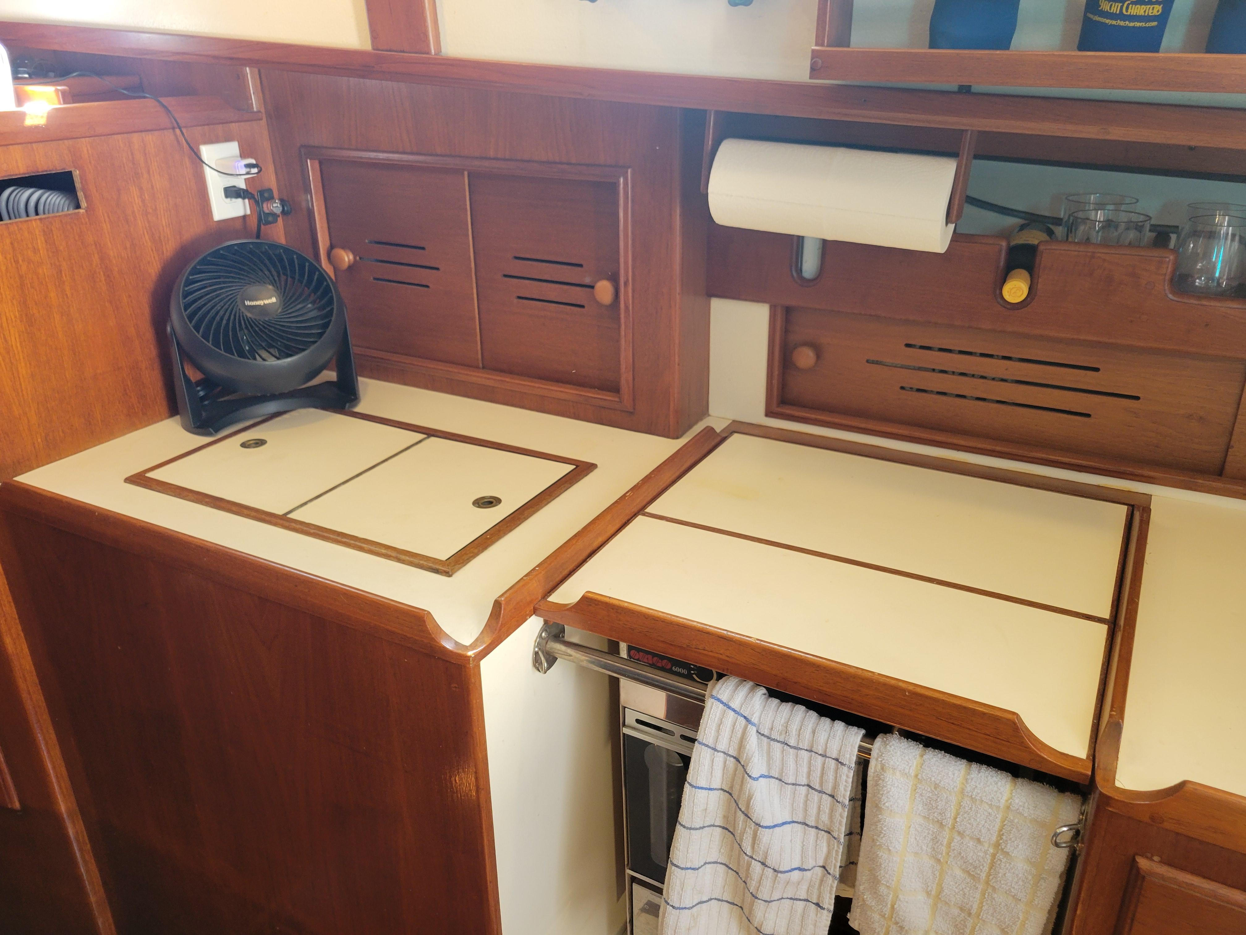 1989 Cape Dory MS300 - 29