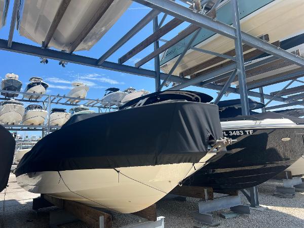 2009 Boston Whaler 230 Dauntless - 14