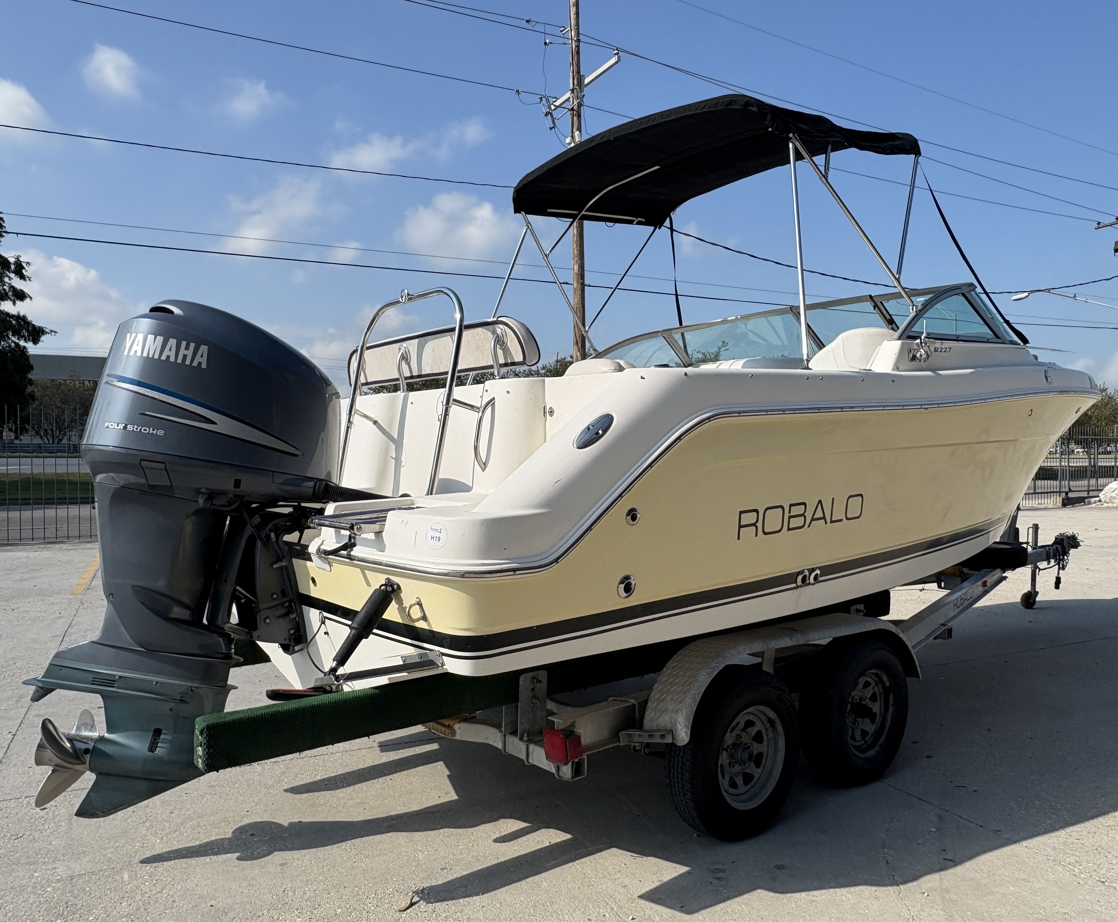 2006 Robalo R227 Dual Console - 4