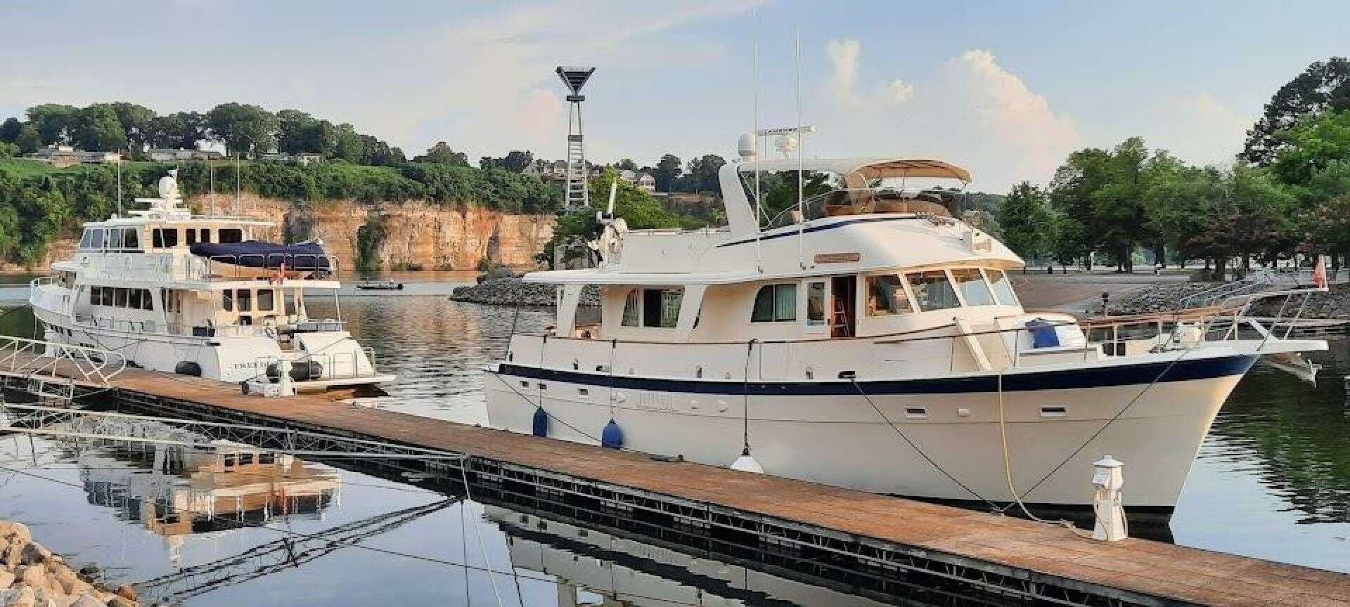 1975 Hatteras 58 LRC - Image 9
