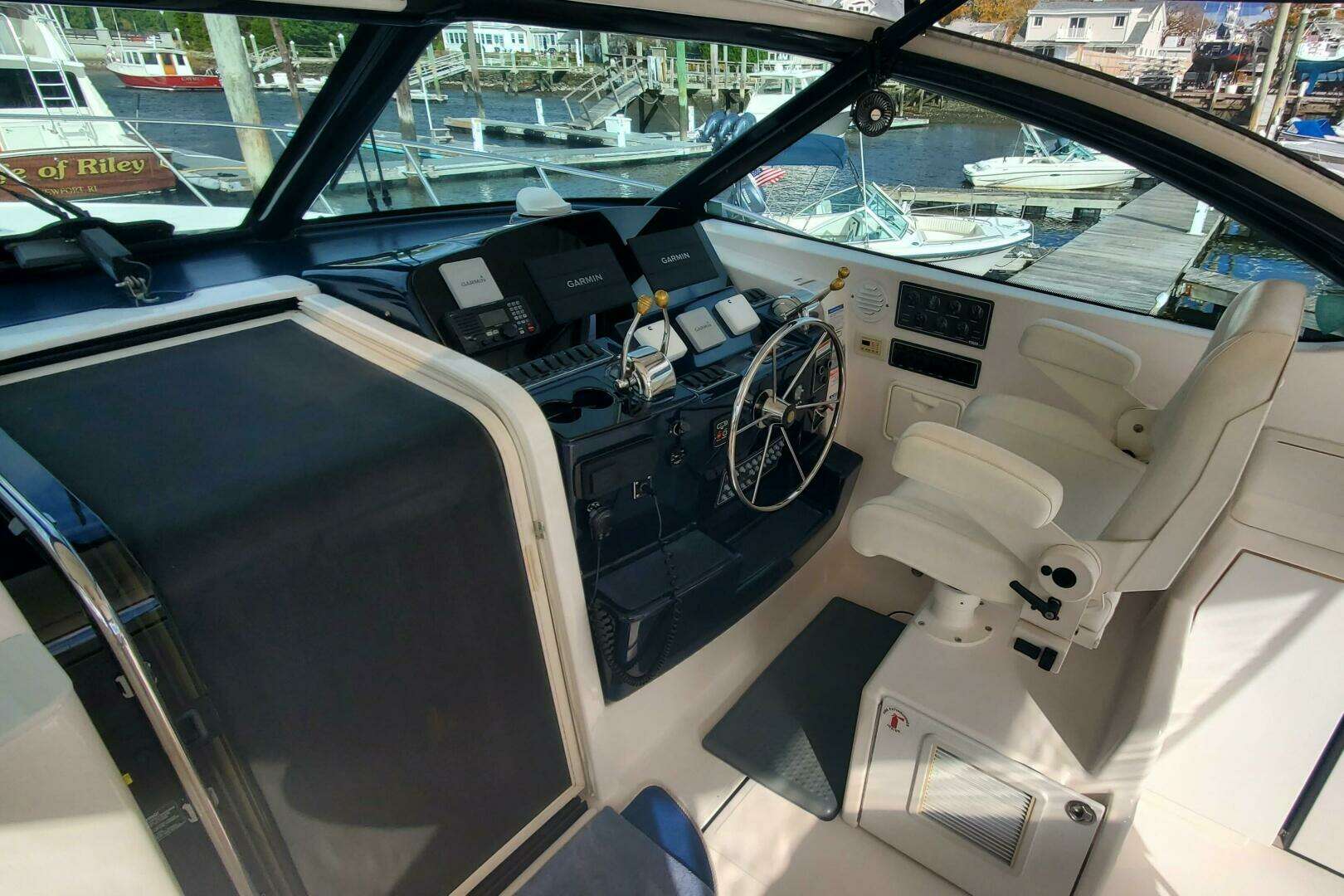 2006 Tiara Yachts 4200 Open - Image 14