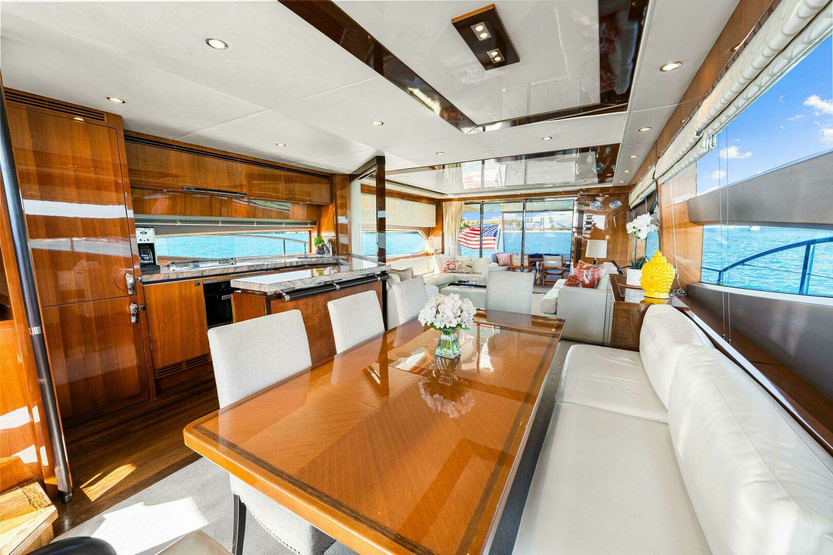 2014 Princess Y72 - Image 125