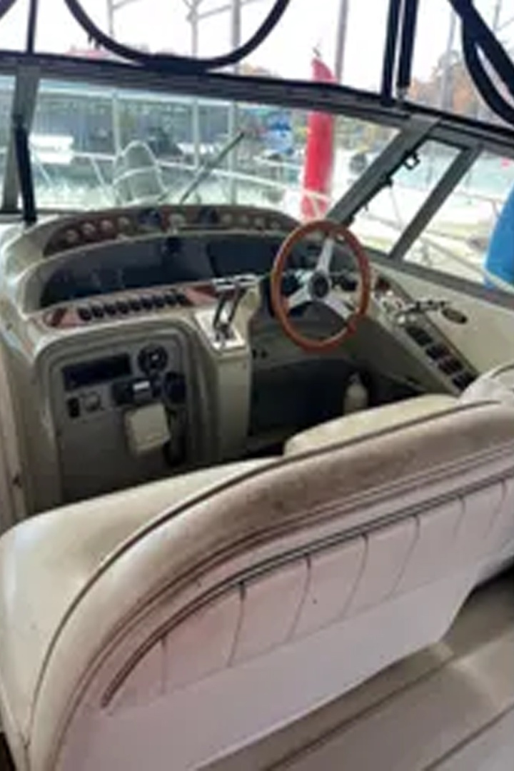 1998 Maxum 4100 SCR - Image 9