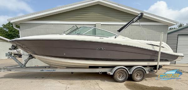 2006 Sea Ray 270 SLX