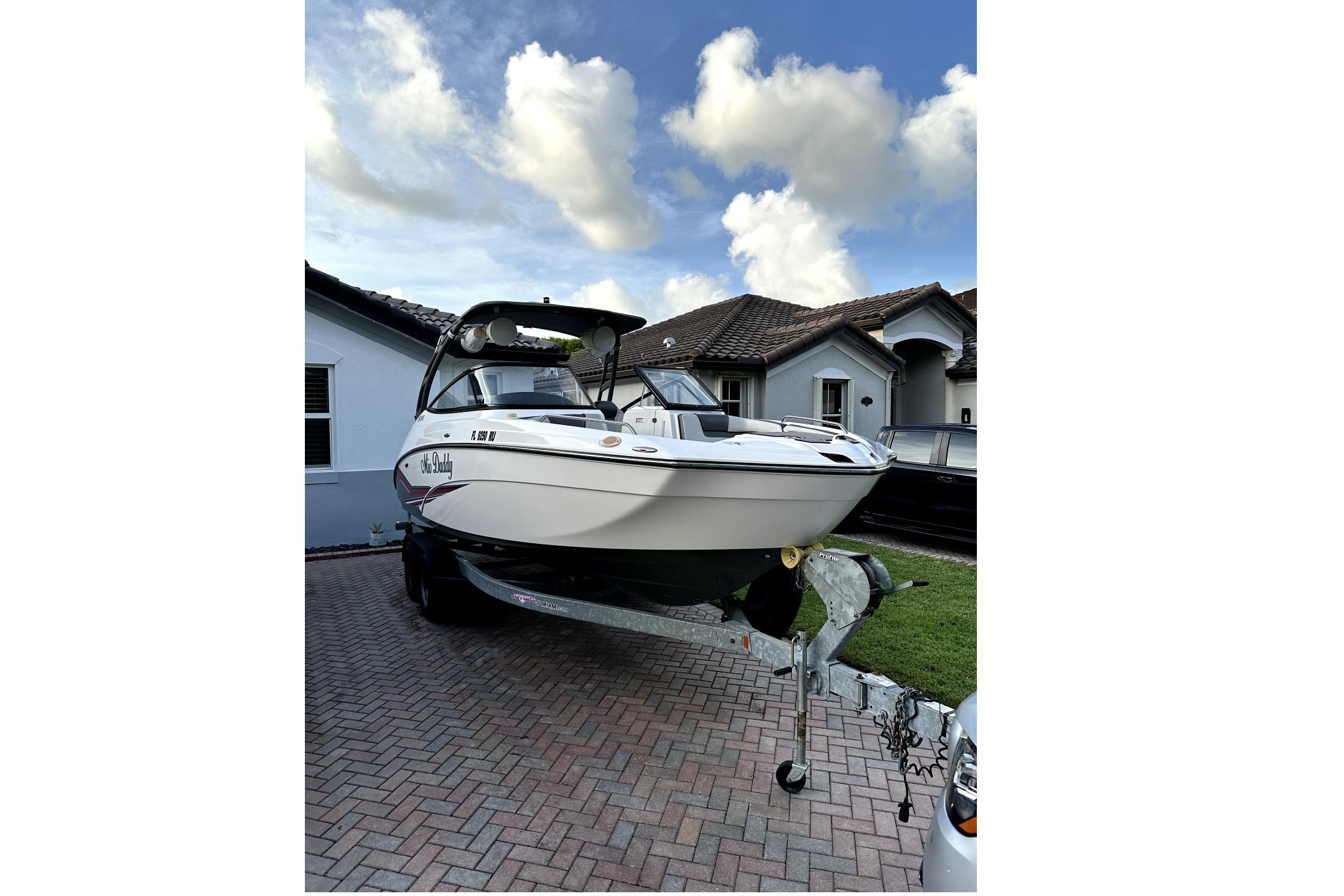 2019 Yamaha Boats AR240