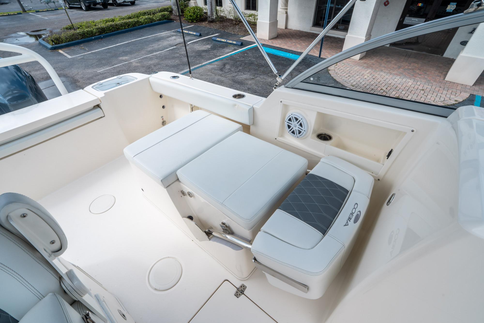2024 Cobia 220 Dual Console - 17