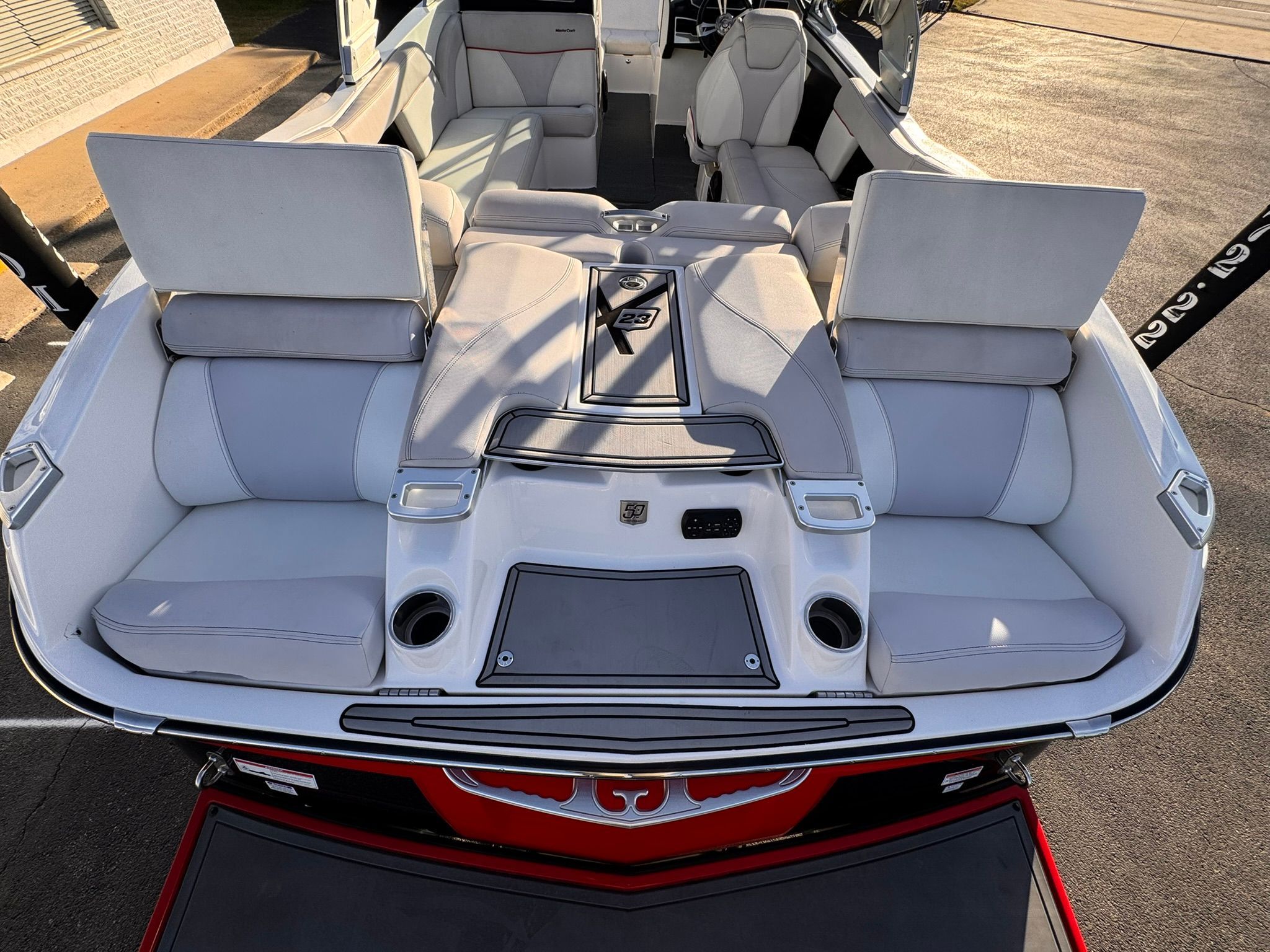 2018 MASTERCRAFT X23 - Image 10
