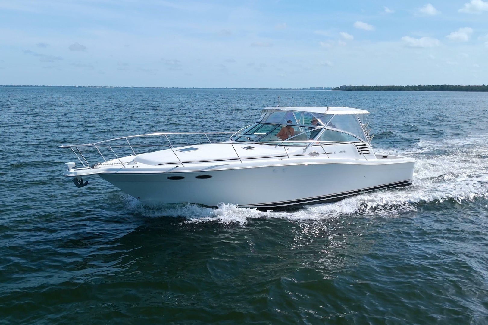 1997 Sea Ray 370 Express Cruiser - Image 4