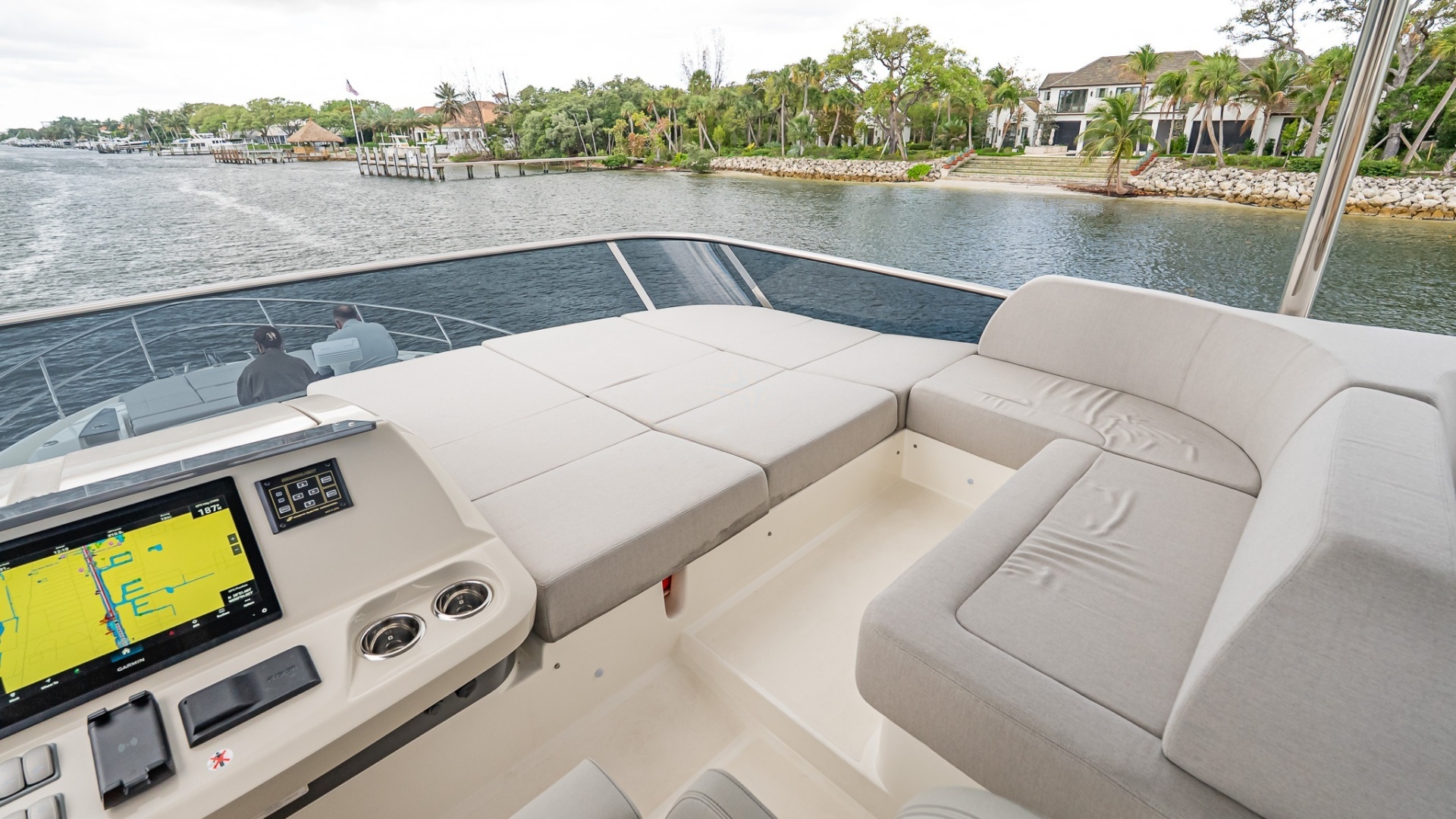 2027 Absolute 60 Fly - Image 72