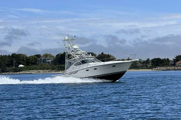 2001 Tiara Yachts 3800 Open