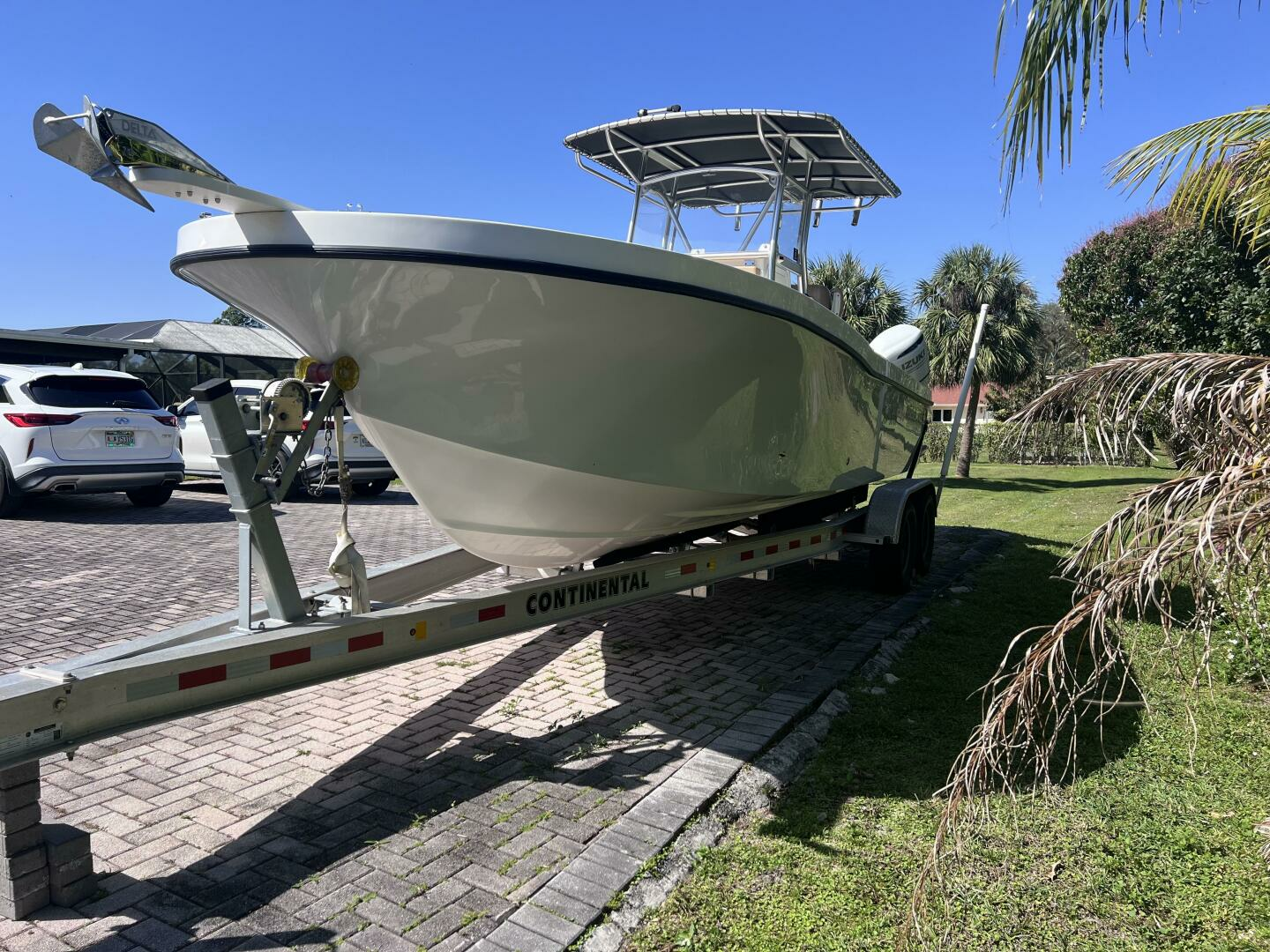 2022 Dusky 278 CENTER CONSOLE - Image 4
