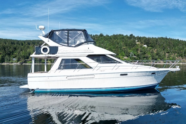 1998 Bayliner 3788