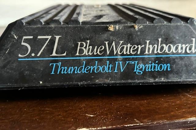 5.7L BlueWater Inboard engine with Thunderbolt IV Ignition for 1989 Carver 32 Aft Cabin Yacht.
