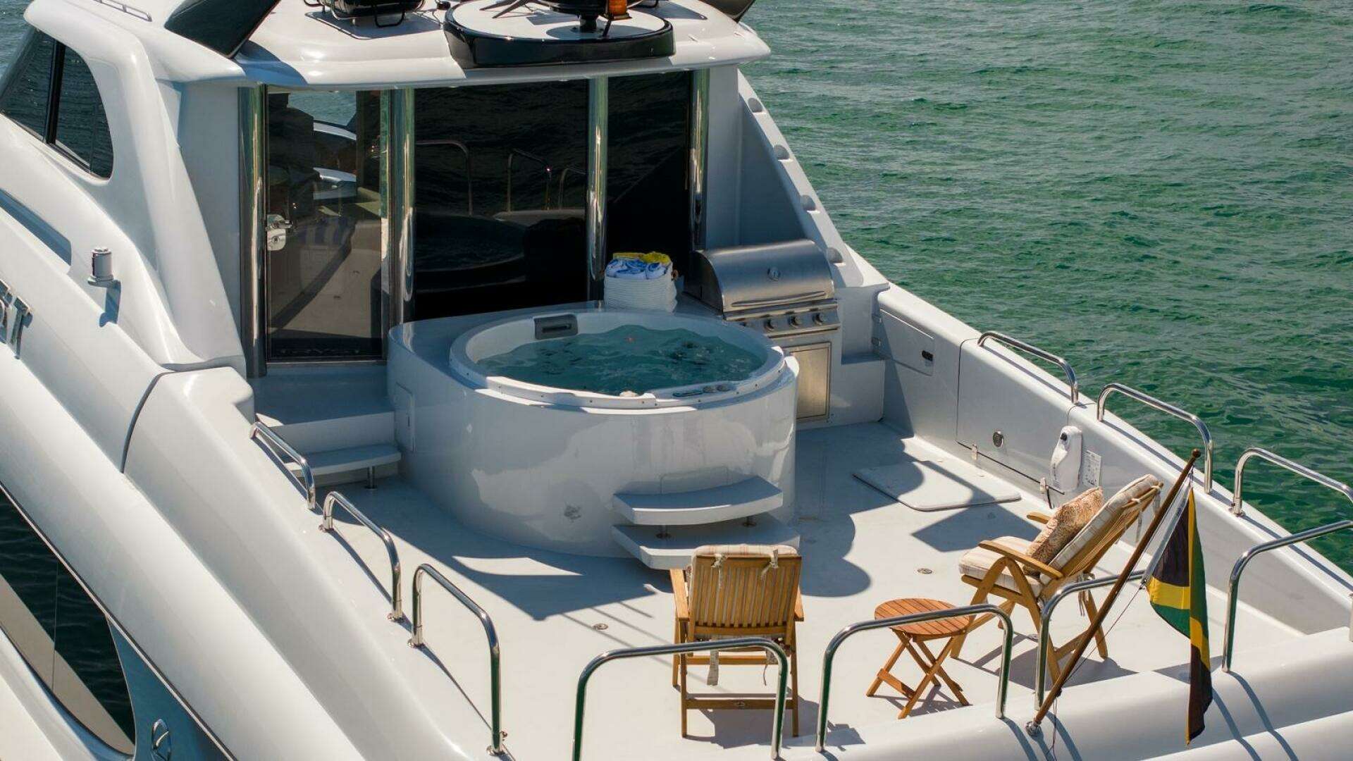 2002 Lazzara Yachts — - Image 3
