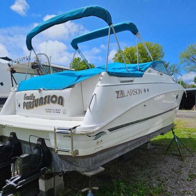 1996 Larson Cabrio 280 - 2