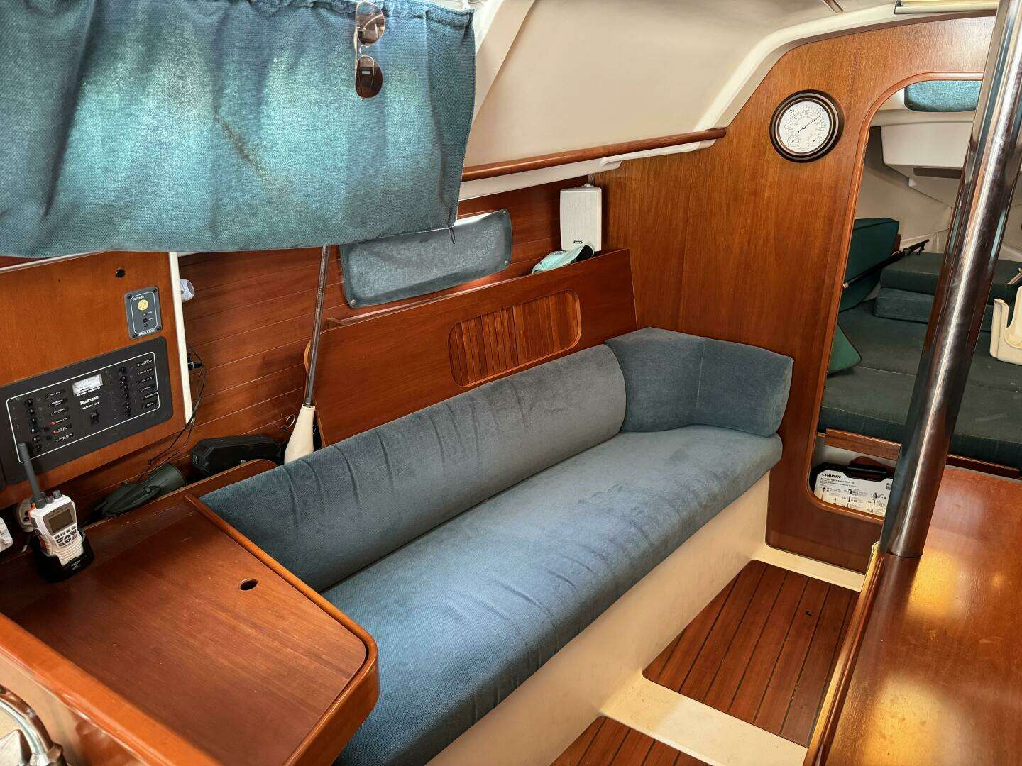 1996 Beneteau Oceanis 321 - Image 17