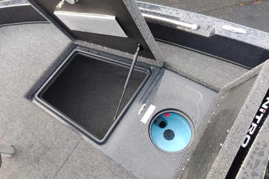 2025 Nitro ZV19 boat storage compartment and livewell, featuring durable interior design.