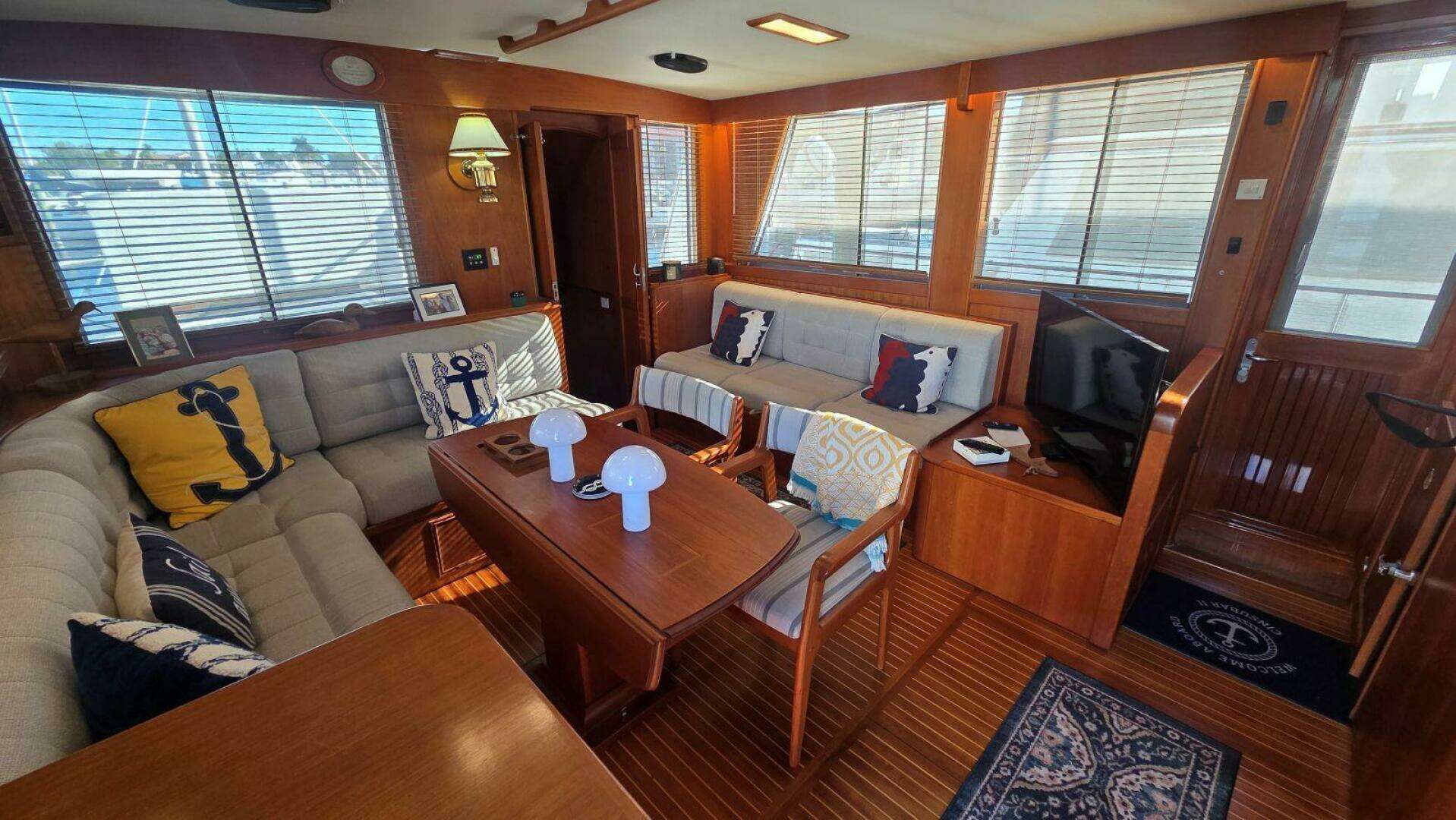 1997 Grand Banks 49 Classic - Image 24