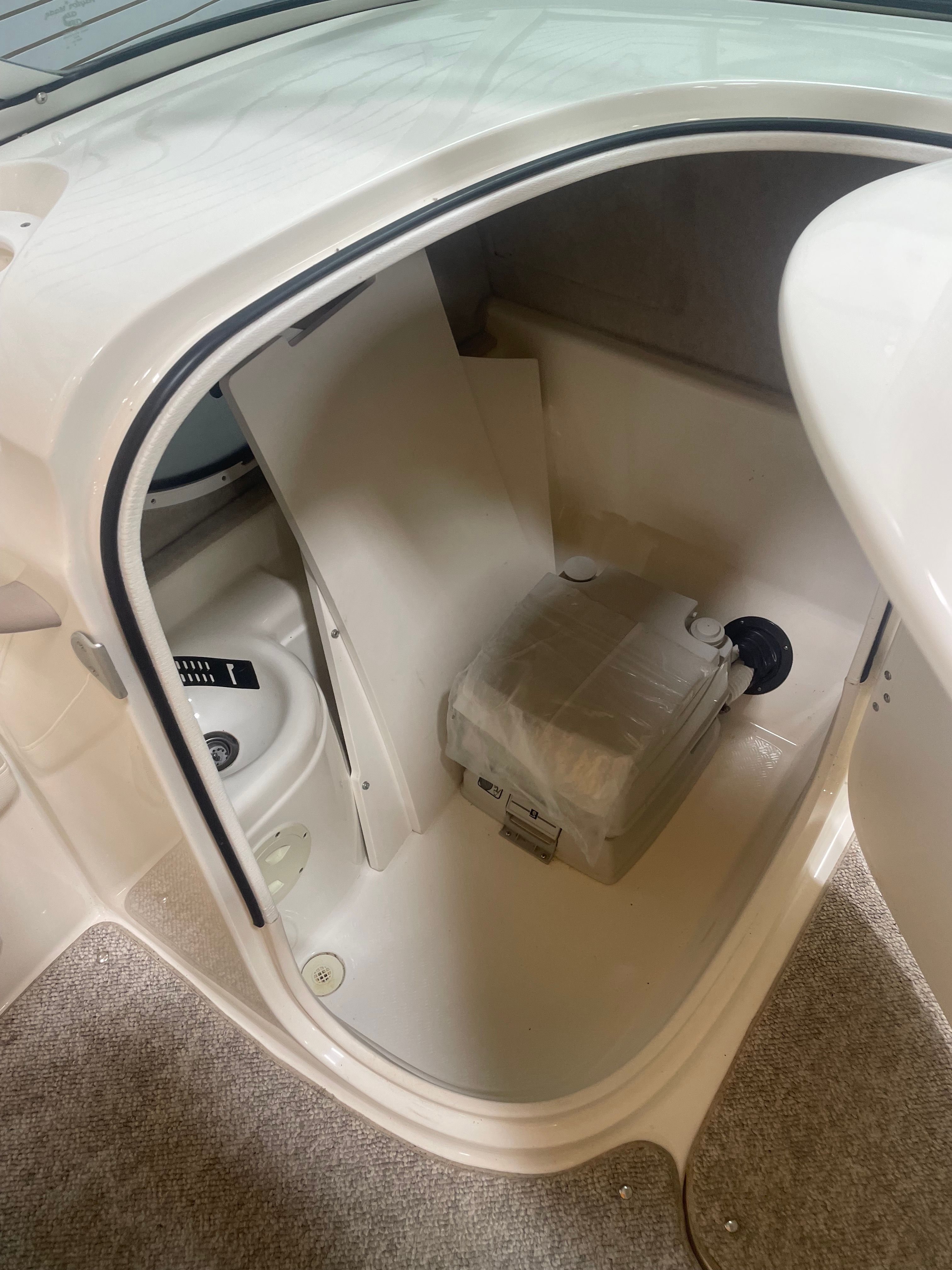 2004 Maxum 2400 SD - 8