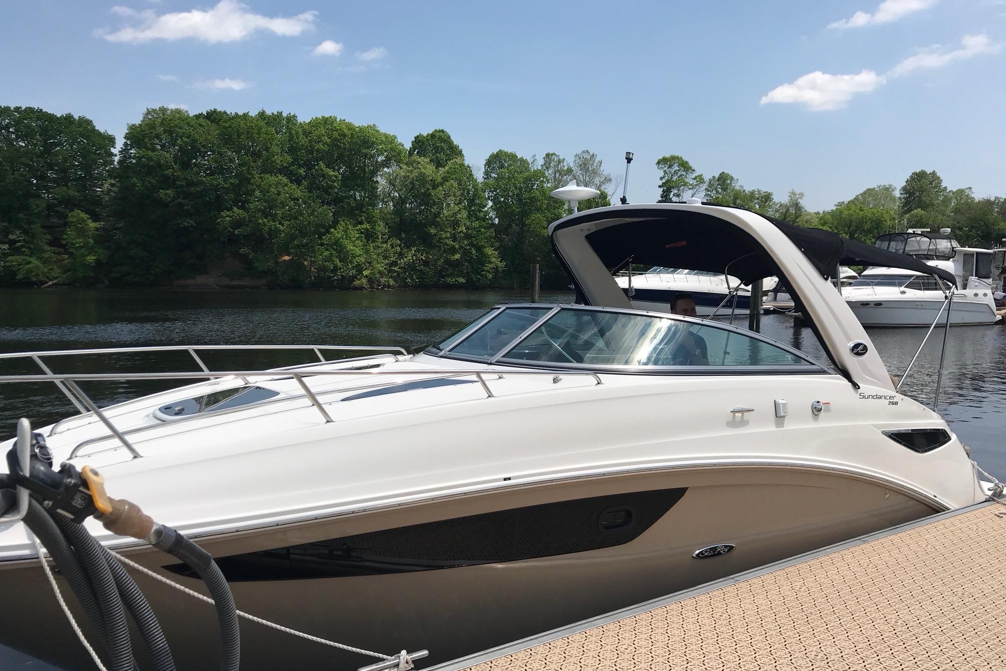 2016 Sea Ray Sundancer 260