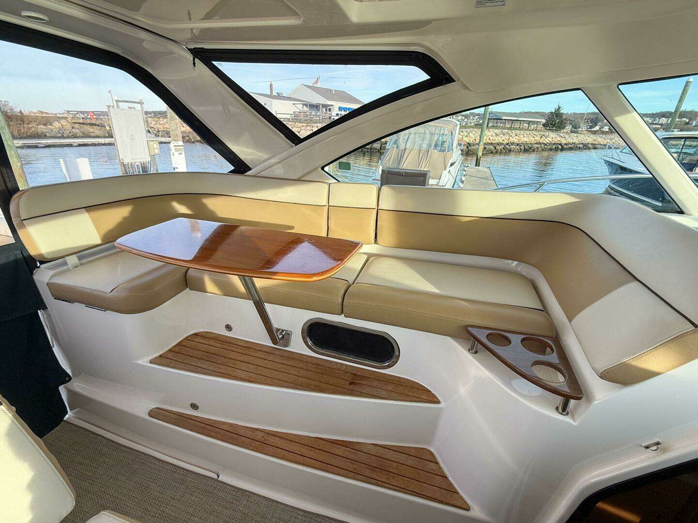 2013 Tiara Yachts 3600 Coronet - Image 13