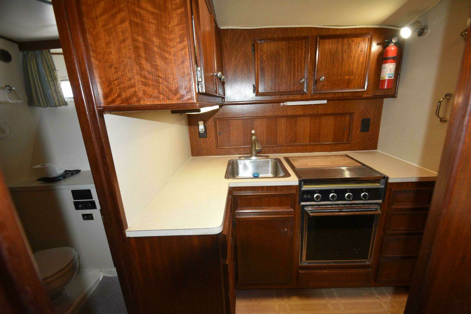 1978 Hatteras 46 Convertible - Image 37