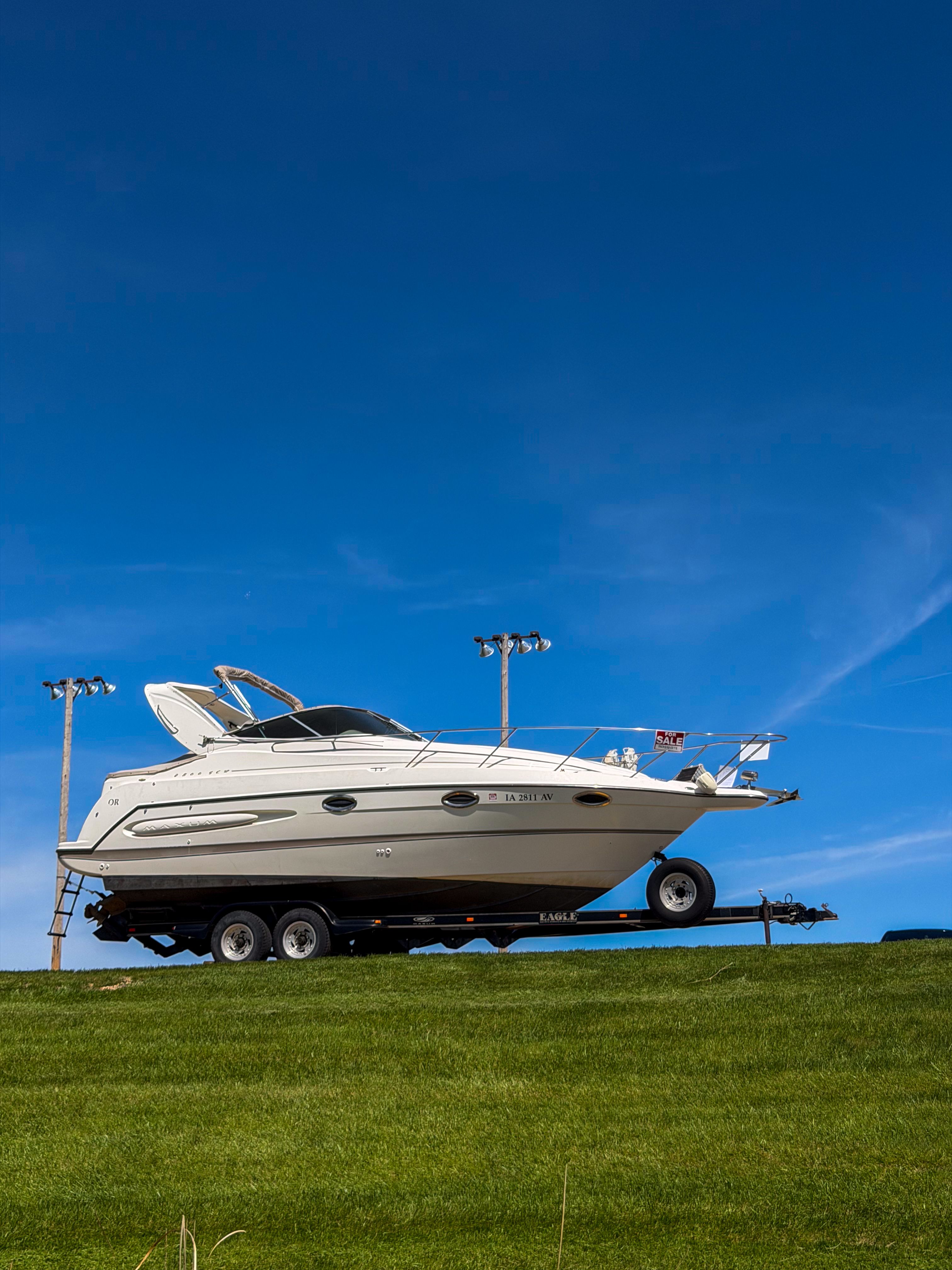 2000 Maxum 2800 SCR - 23