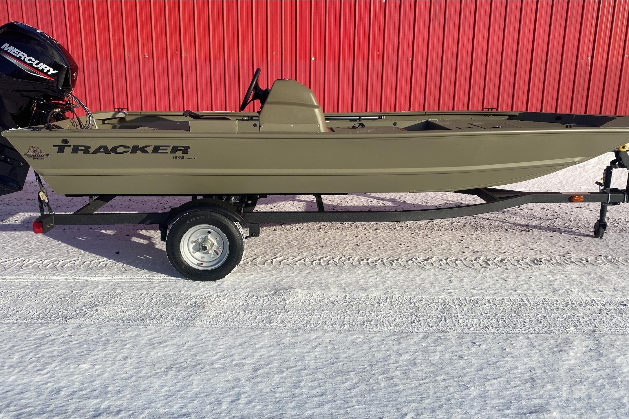 2026 Tracker Grizzly 1648 SC