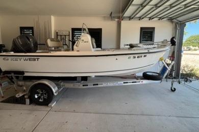 2024 Key West 1720 Center Console