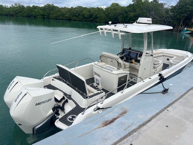 2022 Boston Whaler Dauntless - 6