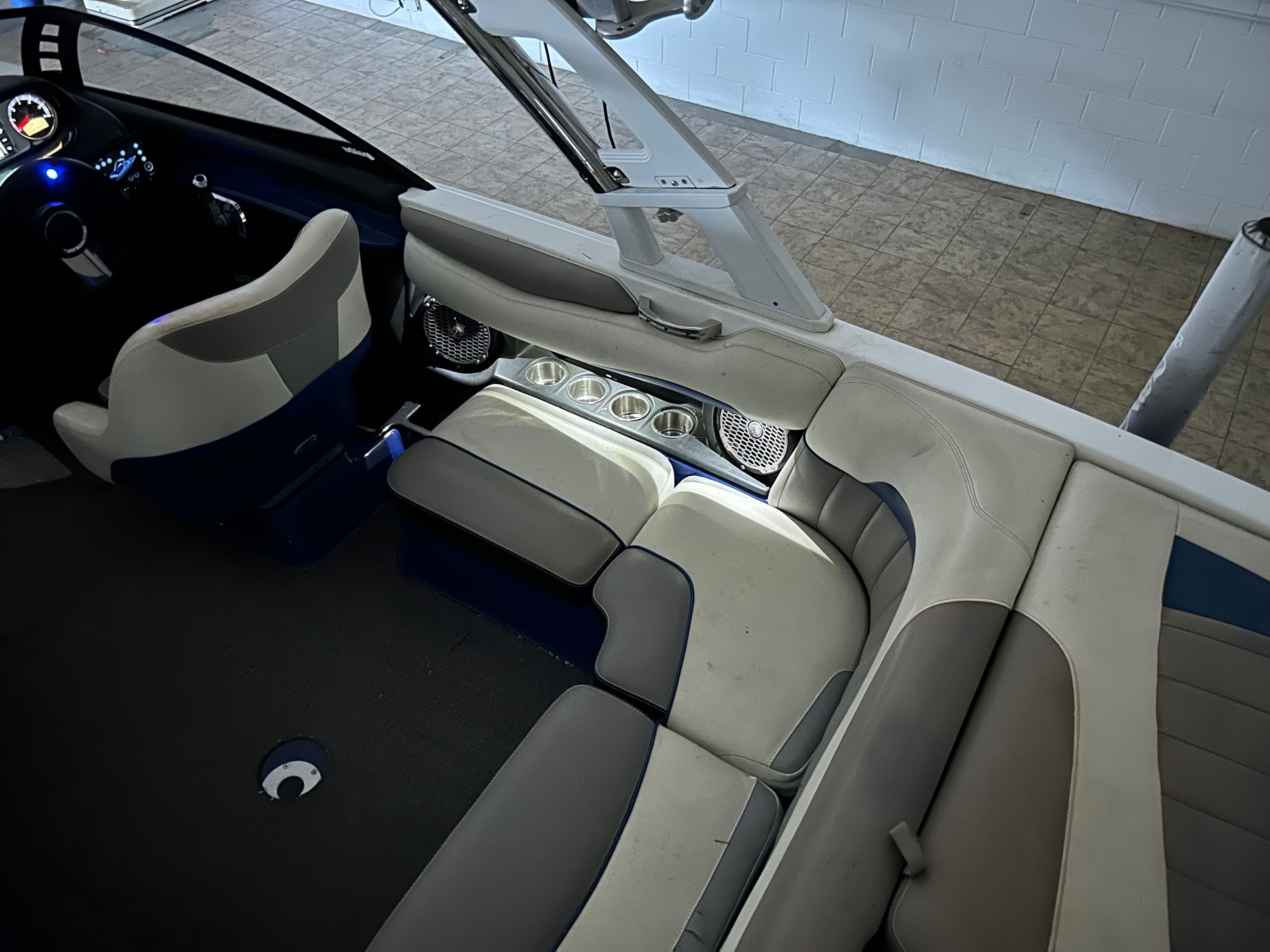 2013 MALIBU 22 MXZ - Image 32