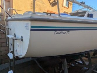 Catalina Capri 2002 sailboat on a trailer.