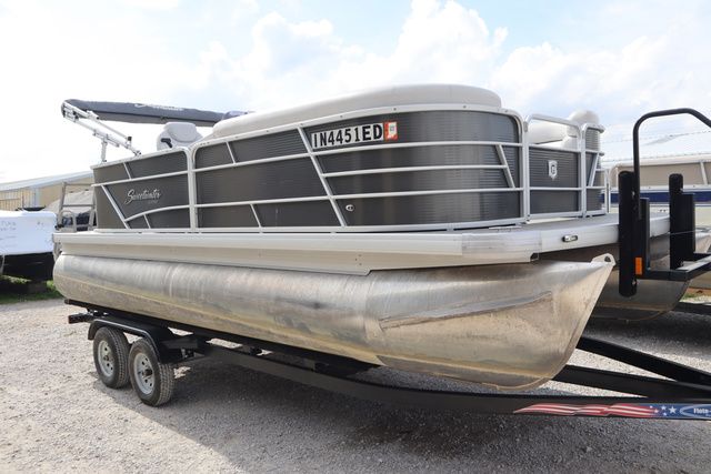 2019 Godfrey 2086 C - 2
