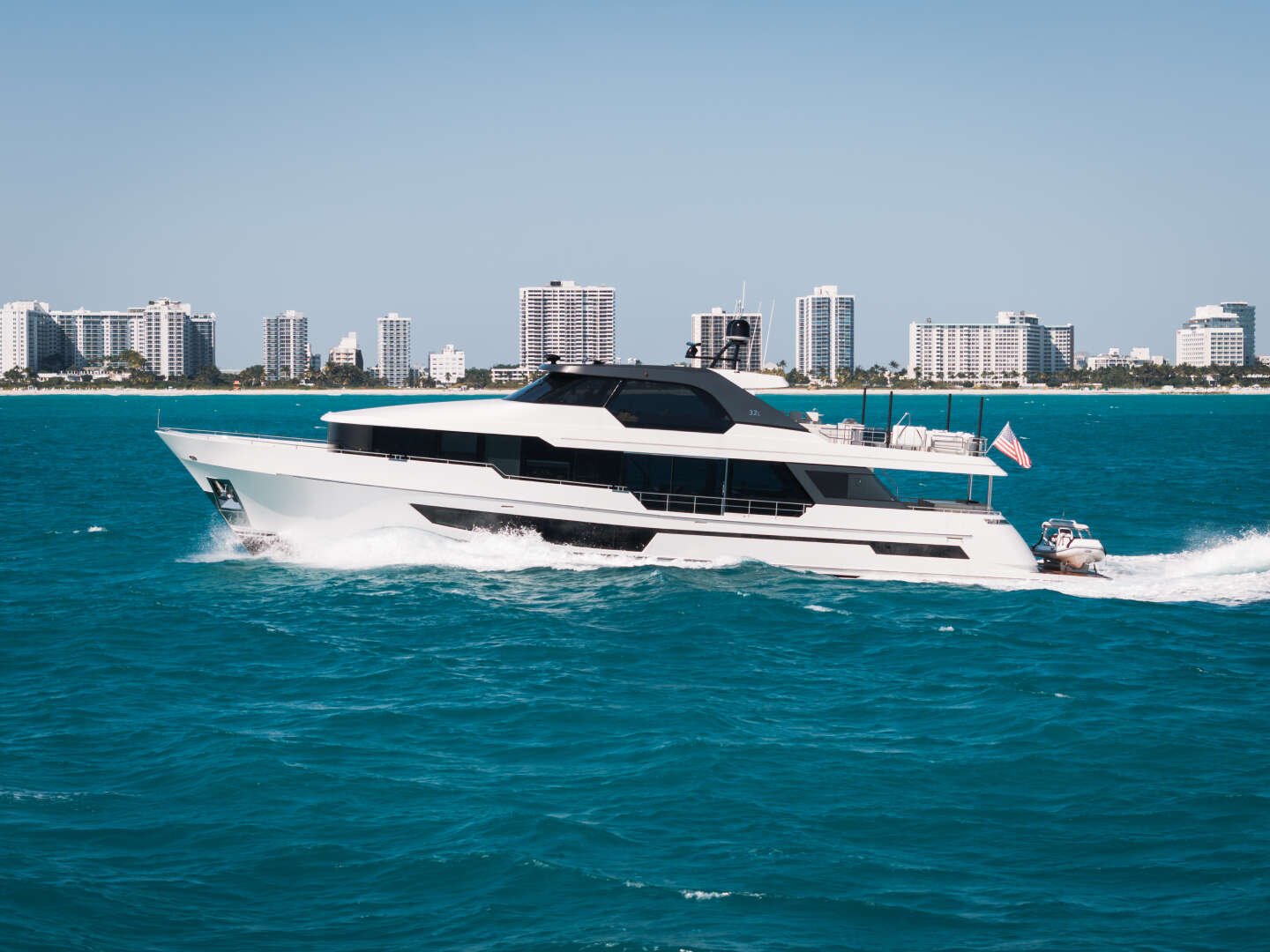2024 Ocean Alexander 32L - Image 4