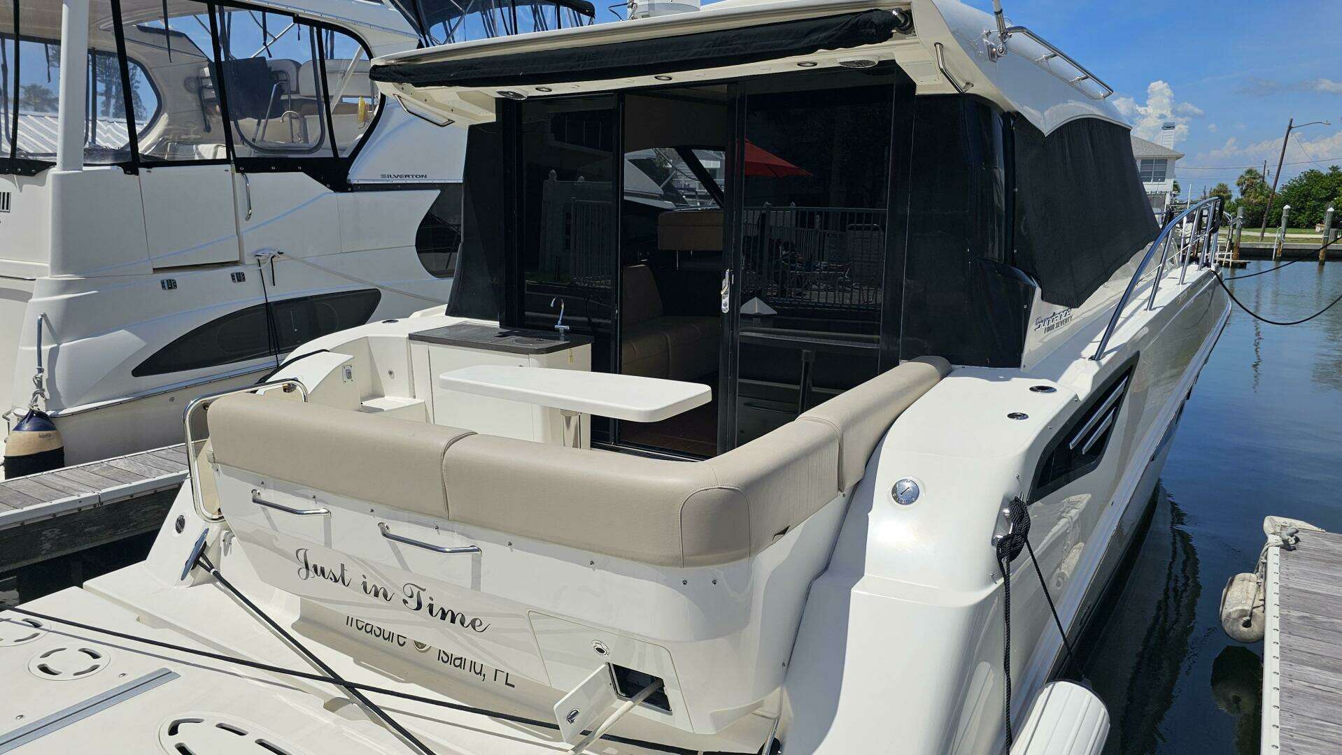 2016 Sea Ray — - Image 43