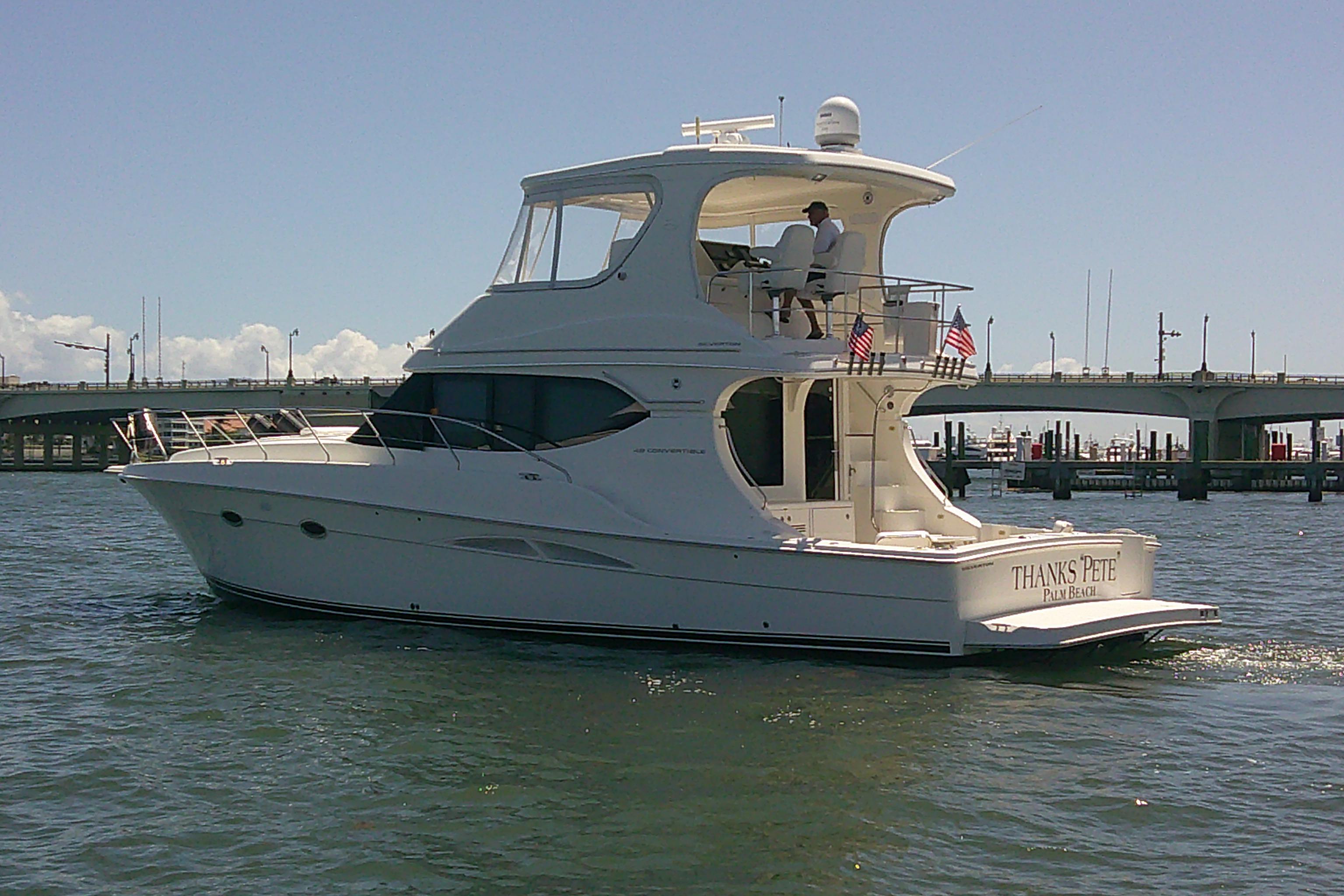 2004 Silverton 48 Convertible