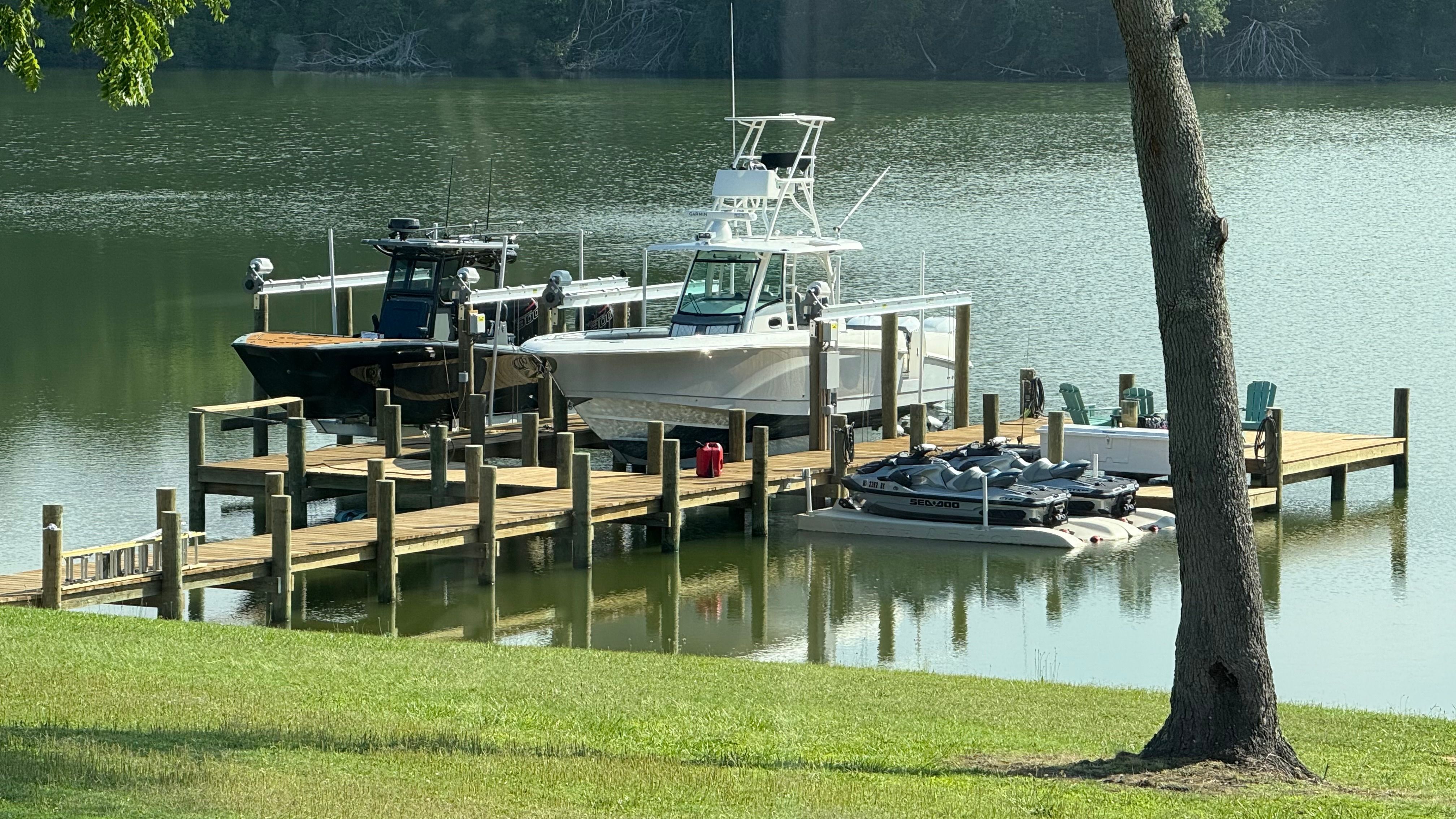2013 Boston Whaler 350 Outrage