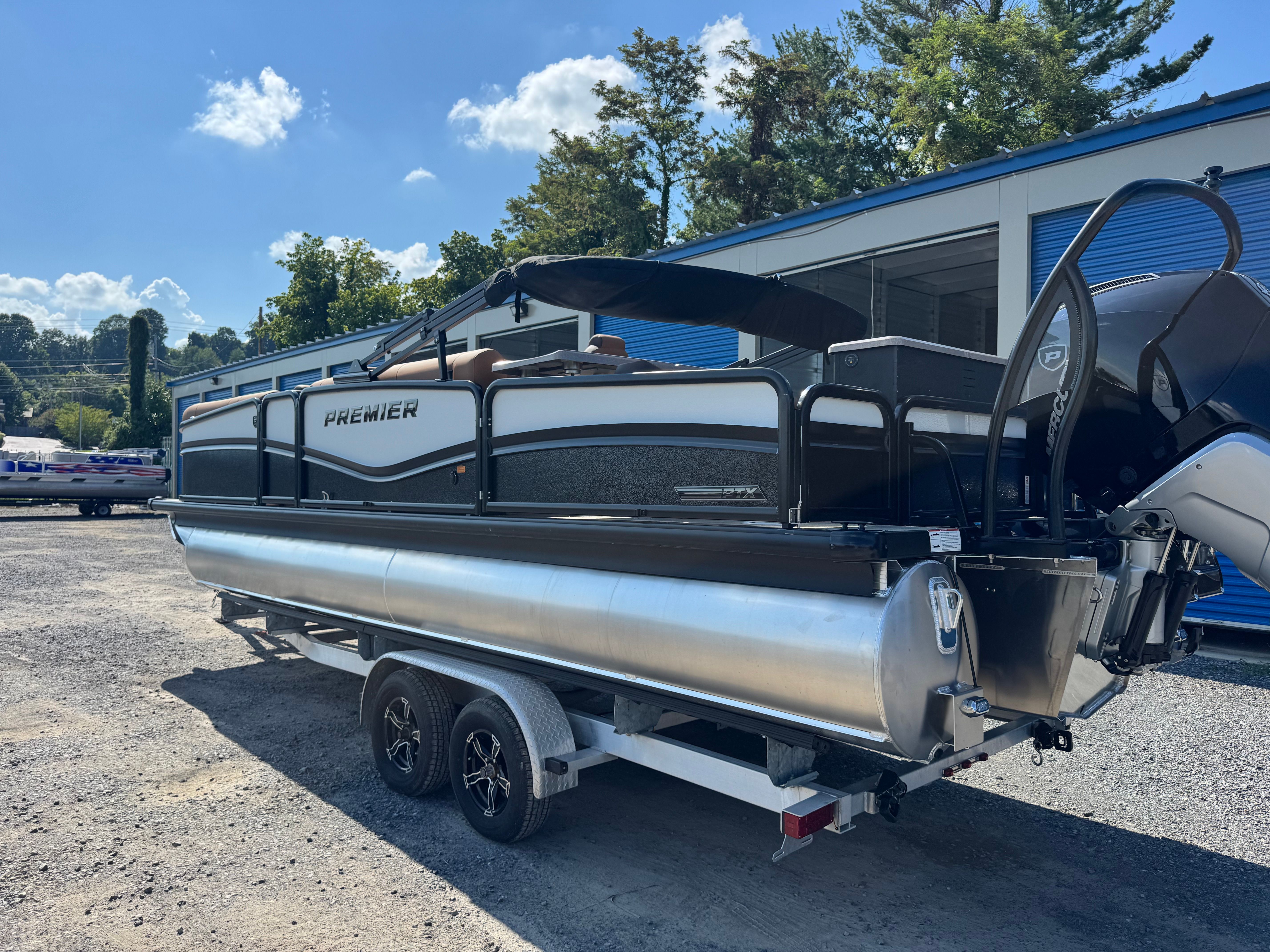 2026 Premier 250 Solaris Rear Social - 11