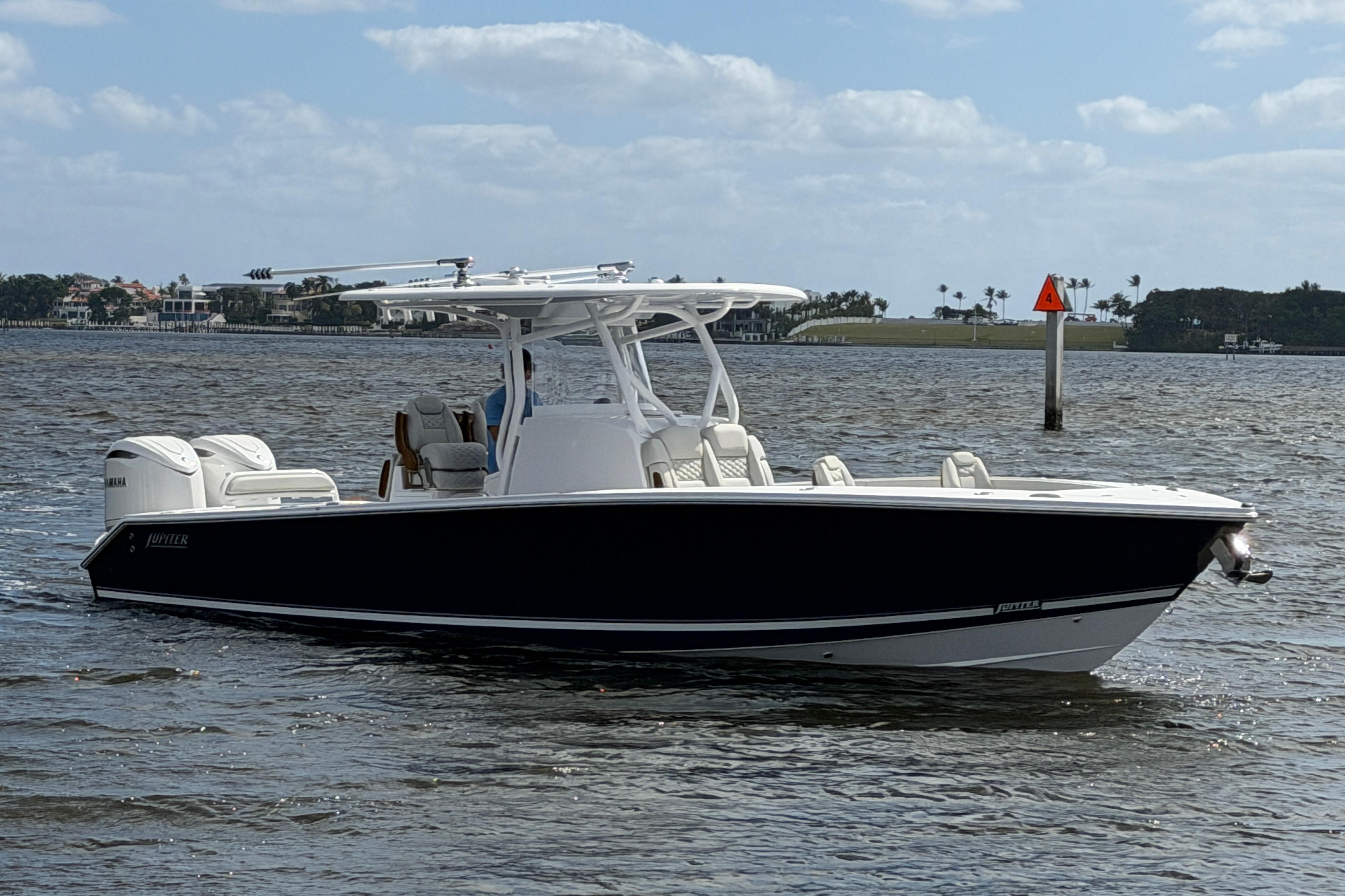 2026 Jupiter 32