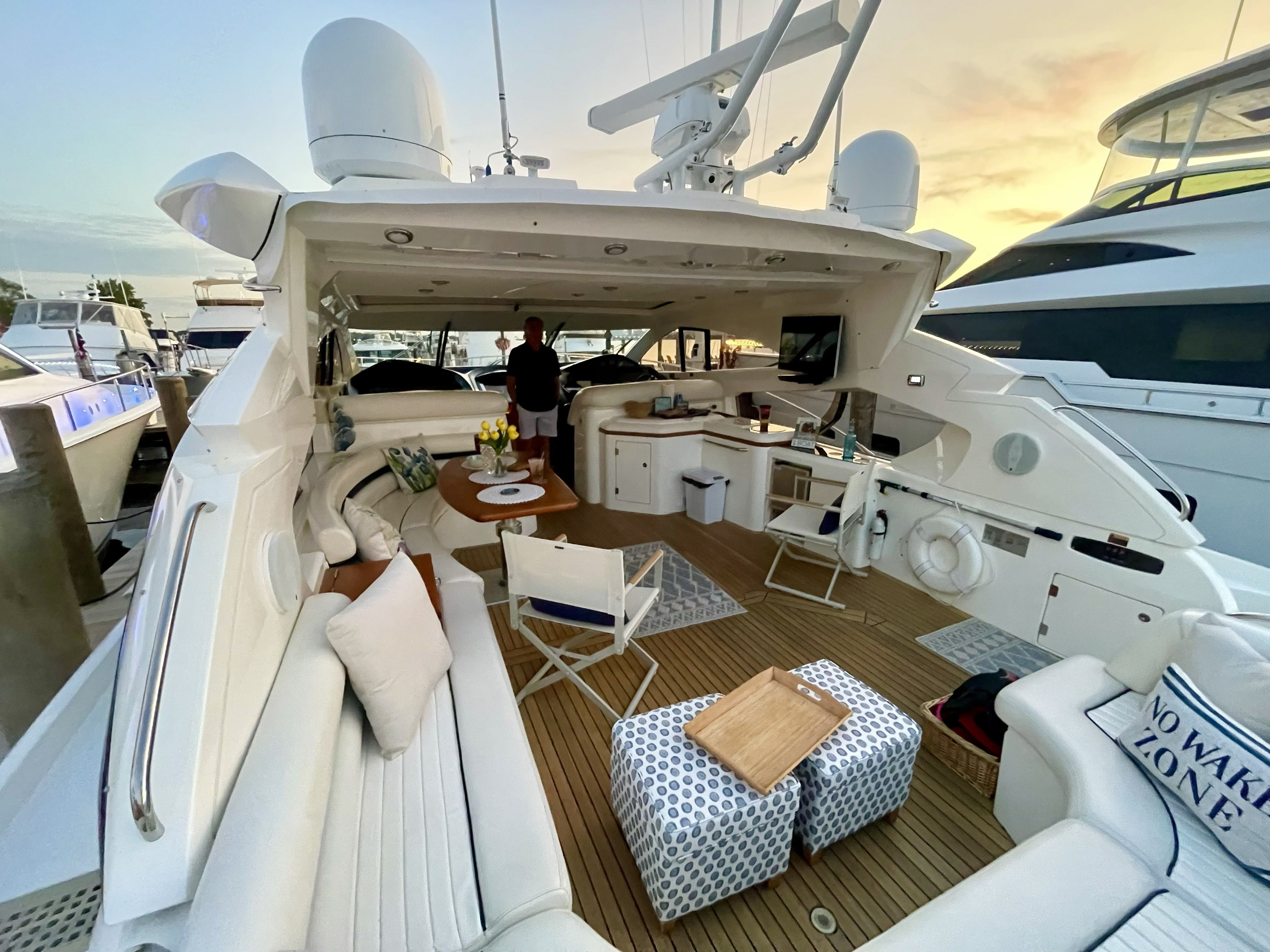 2002 Sunseeker Predator 68 - 30