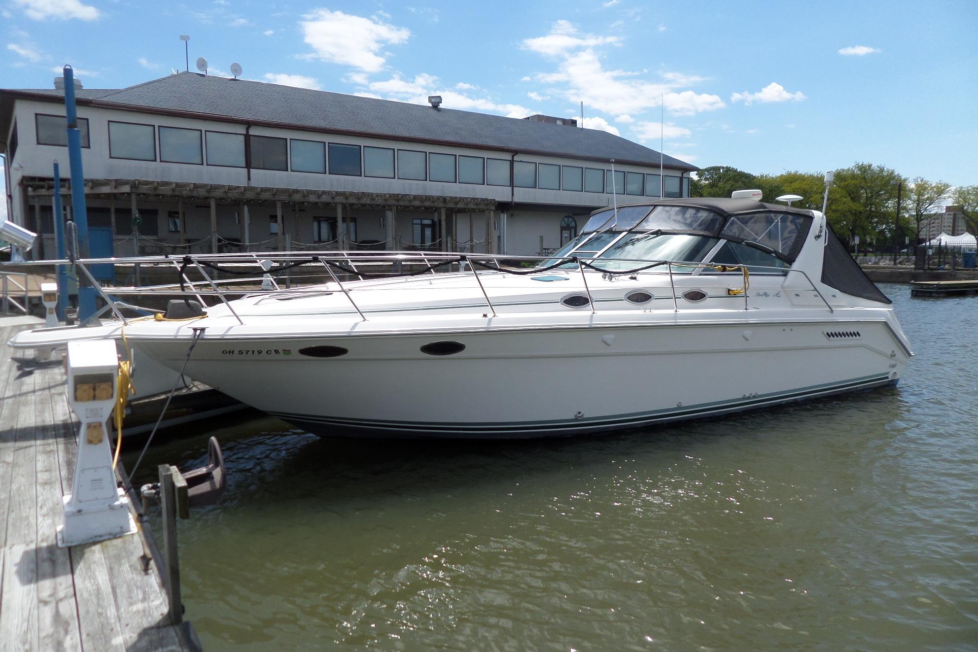 1994 Sea Ray 370 Express Cruiser
