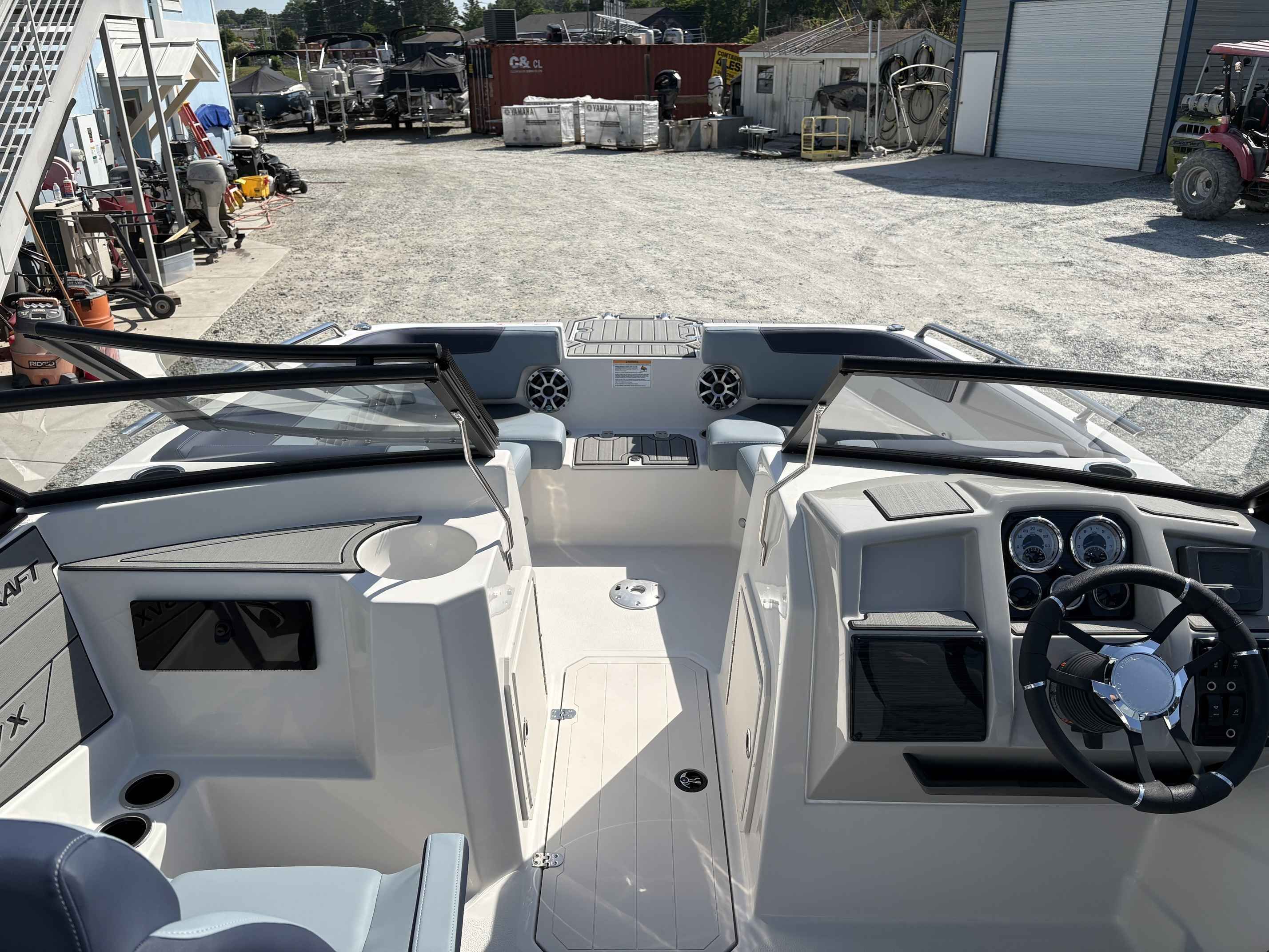 2026 Starcraft SVX 210 OB - 10