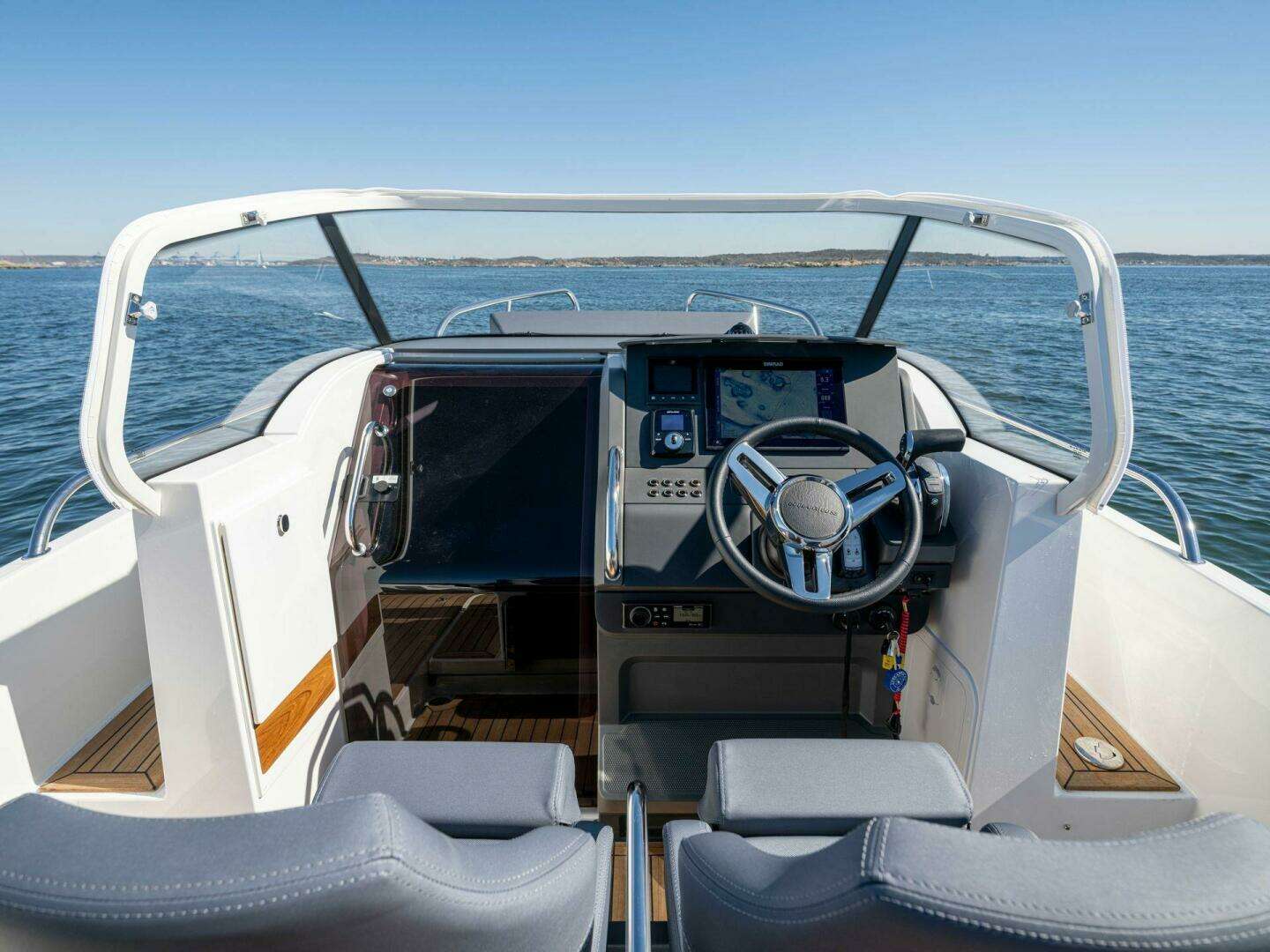 2026 Nimbus Tender 8 - Image 16