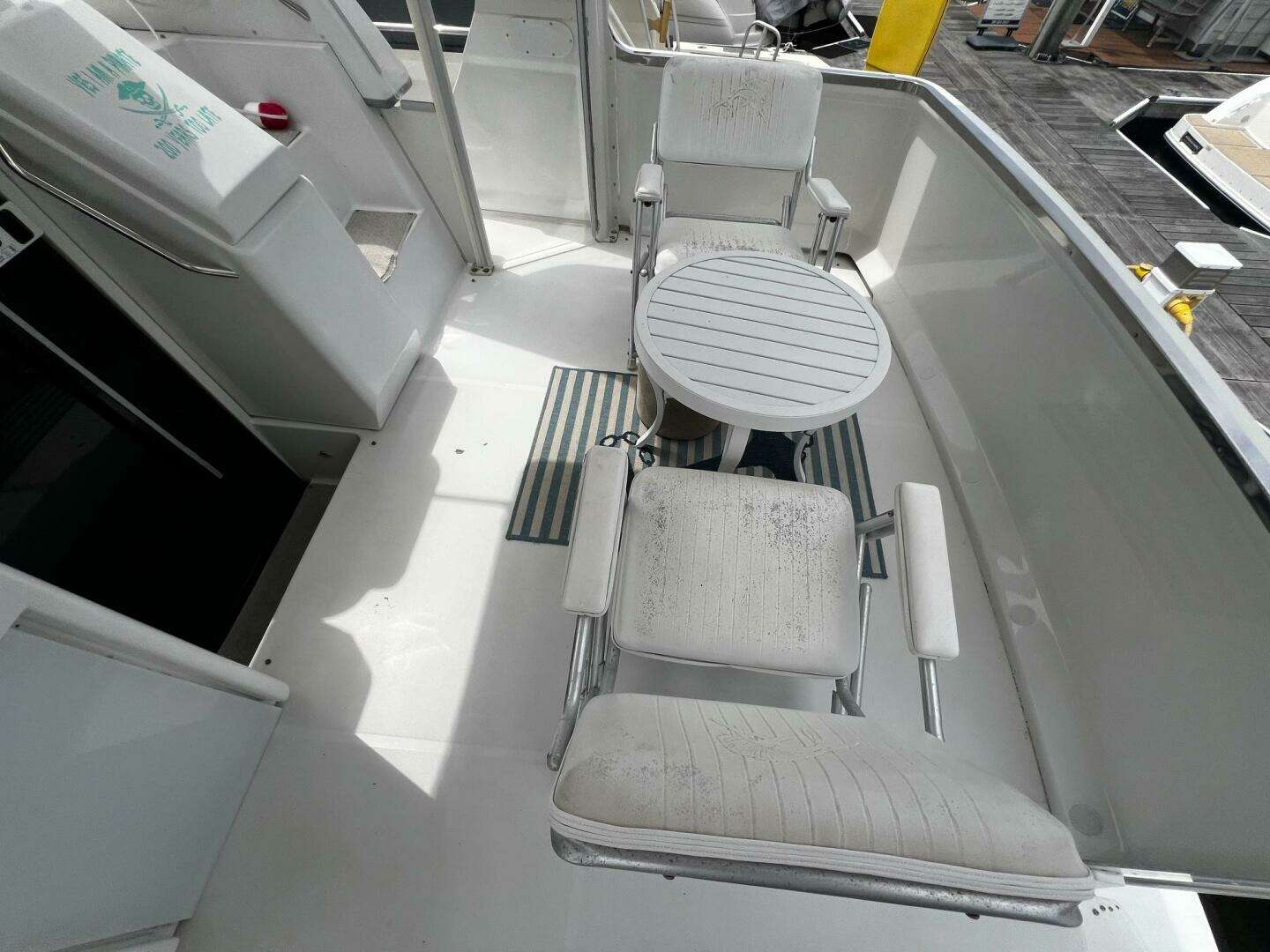 1999 Carver 356 Aft Cabin - Image 16